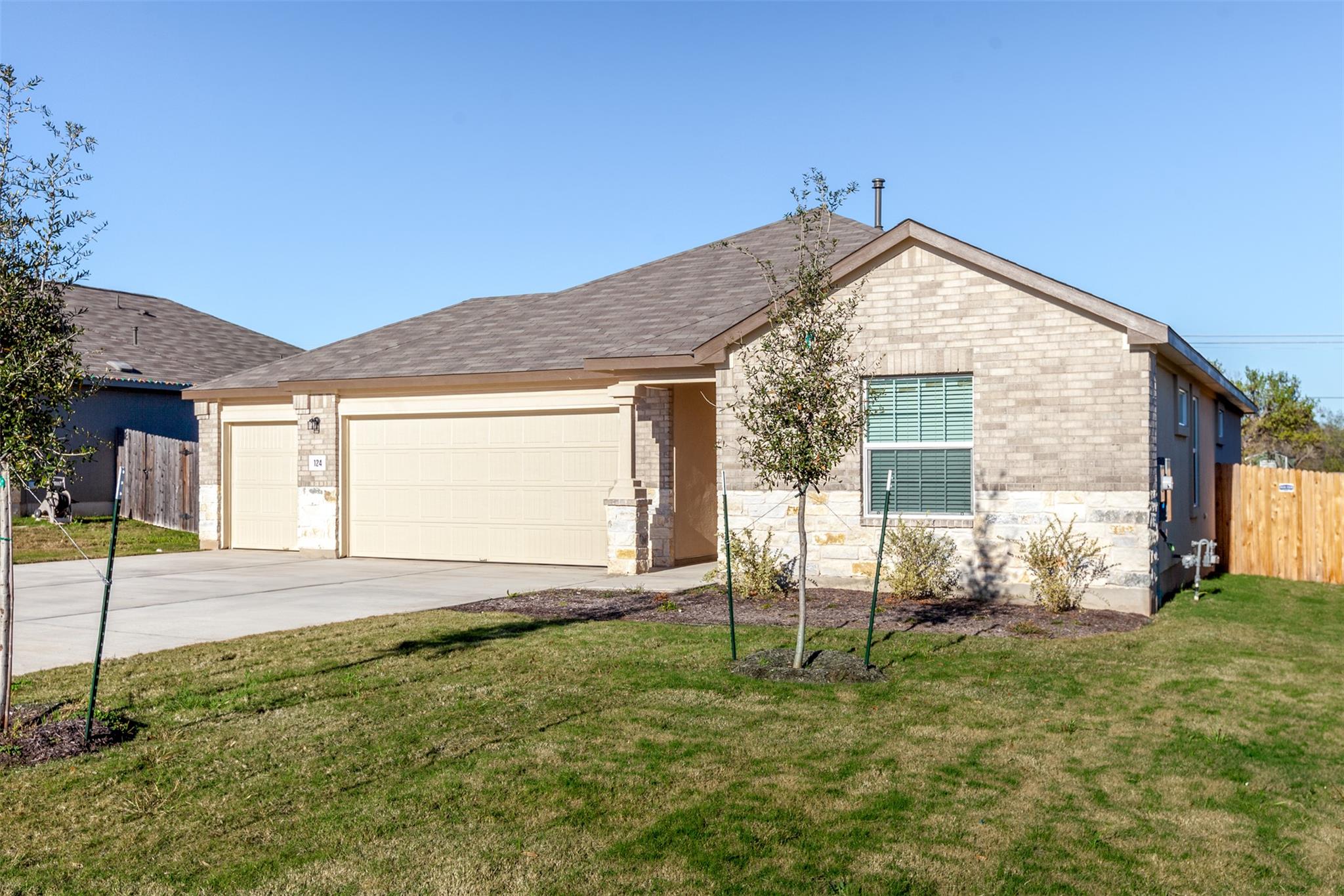124 Juniper Springs Rd, Kyle, TX 78640