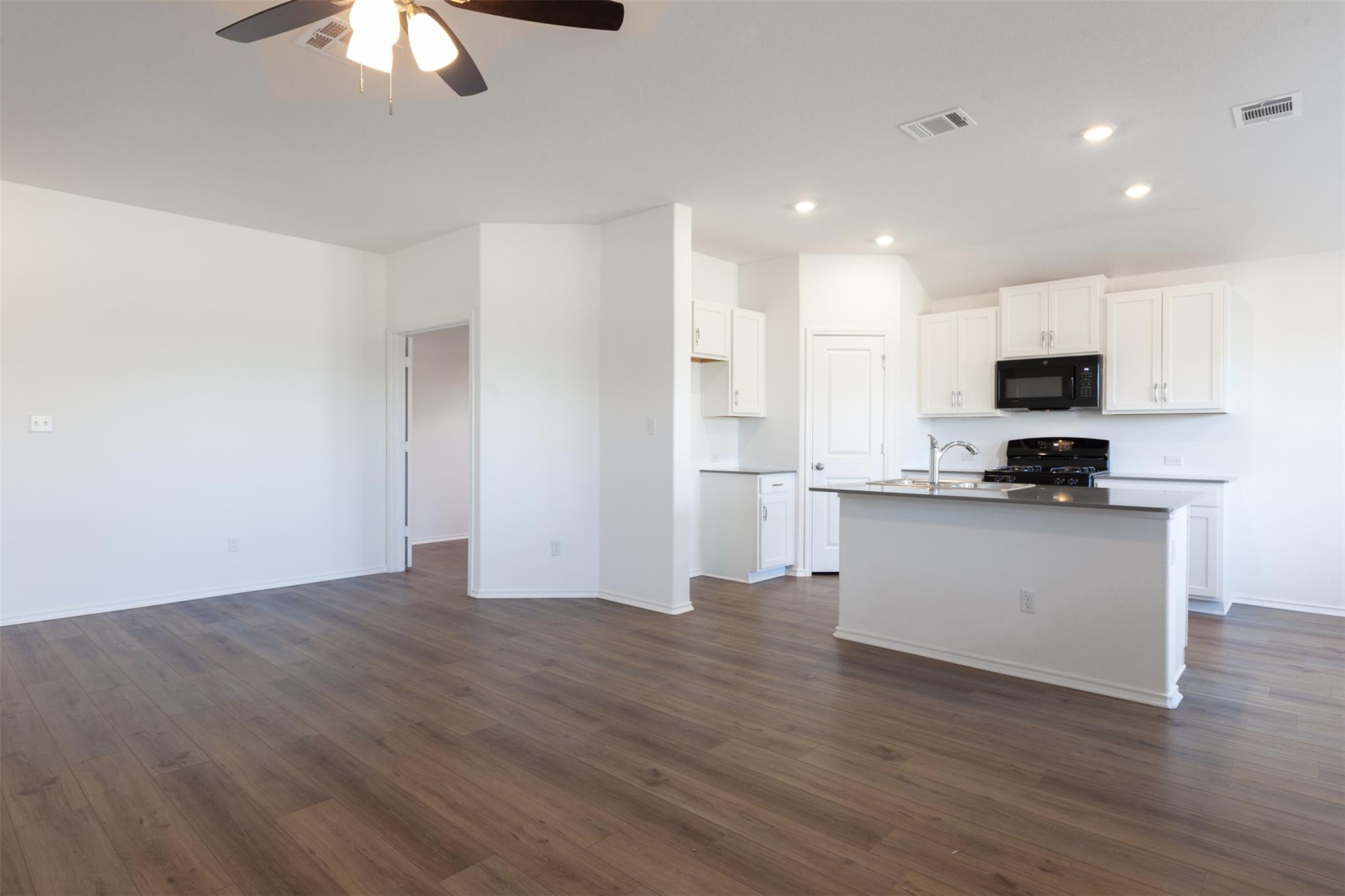 124 Juniper Springs Rd, Kyle, TX 78640