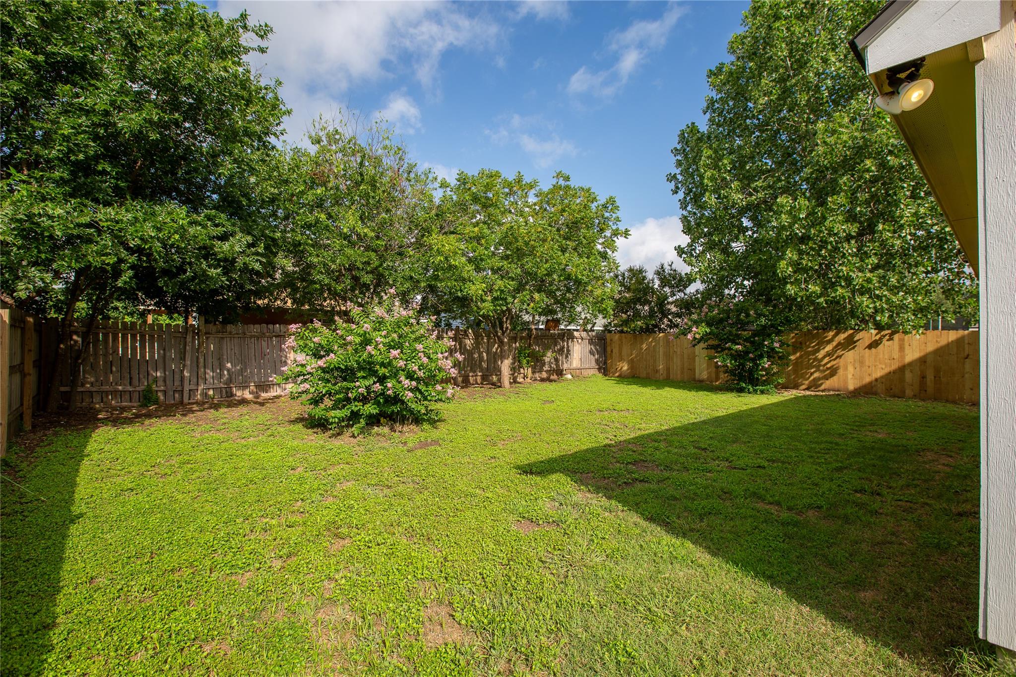 2571 Georgian Dr, Georgetown, TX 78626