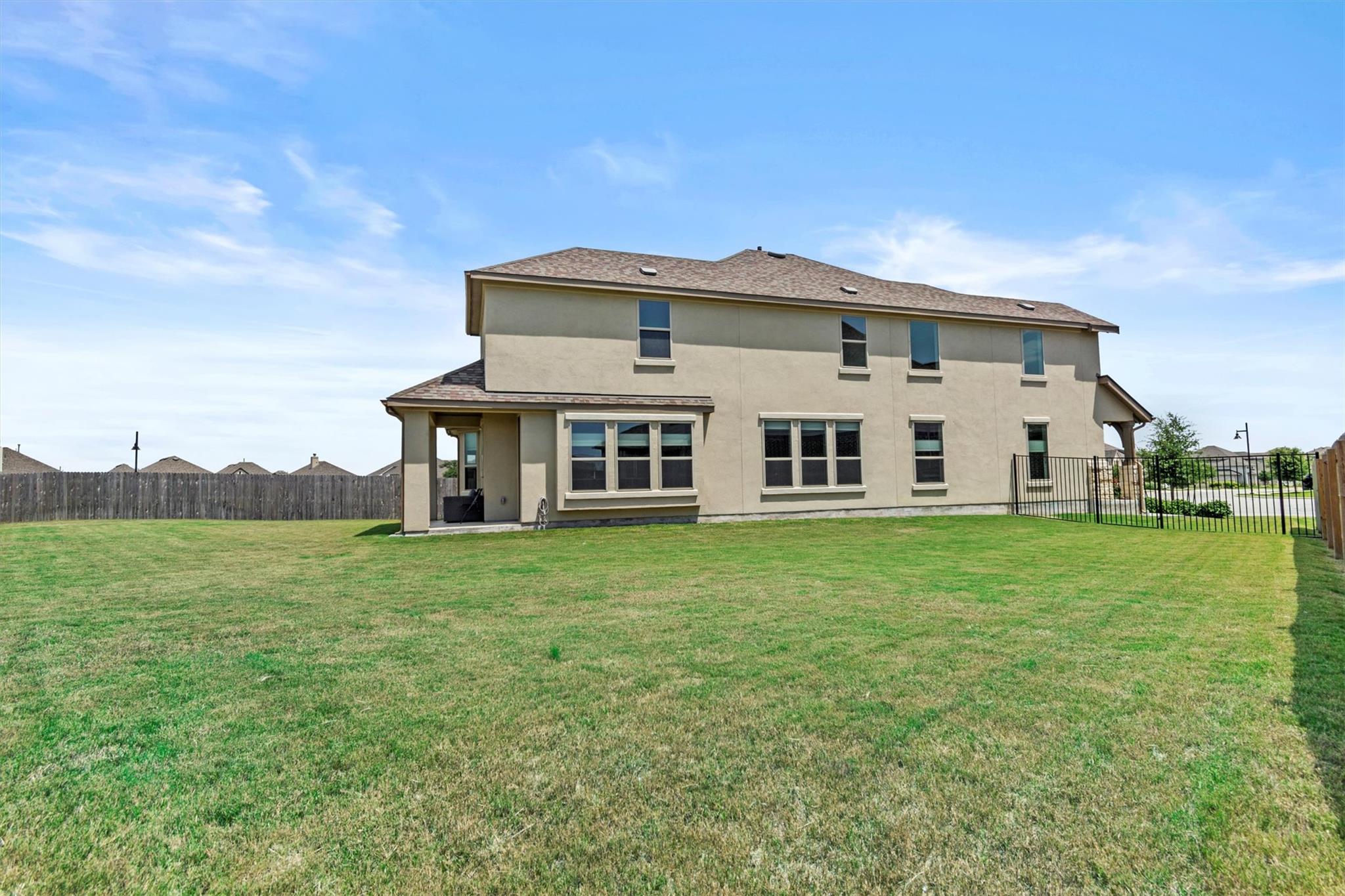 532 Calmo Ct, Liberty Hill, TX 78642