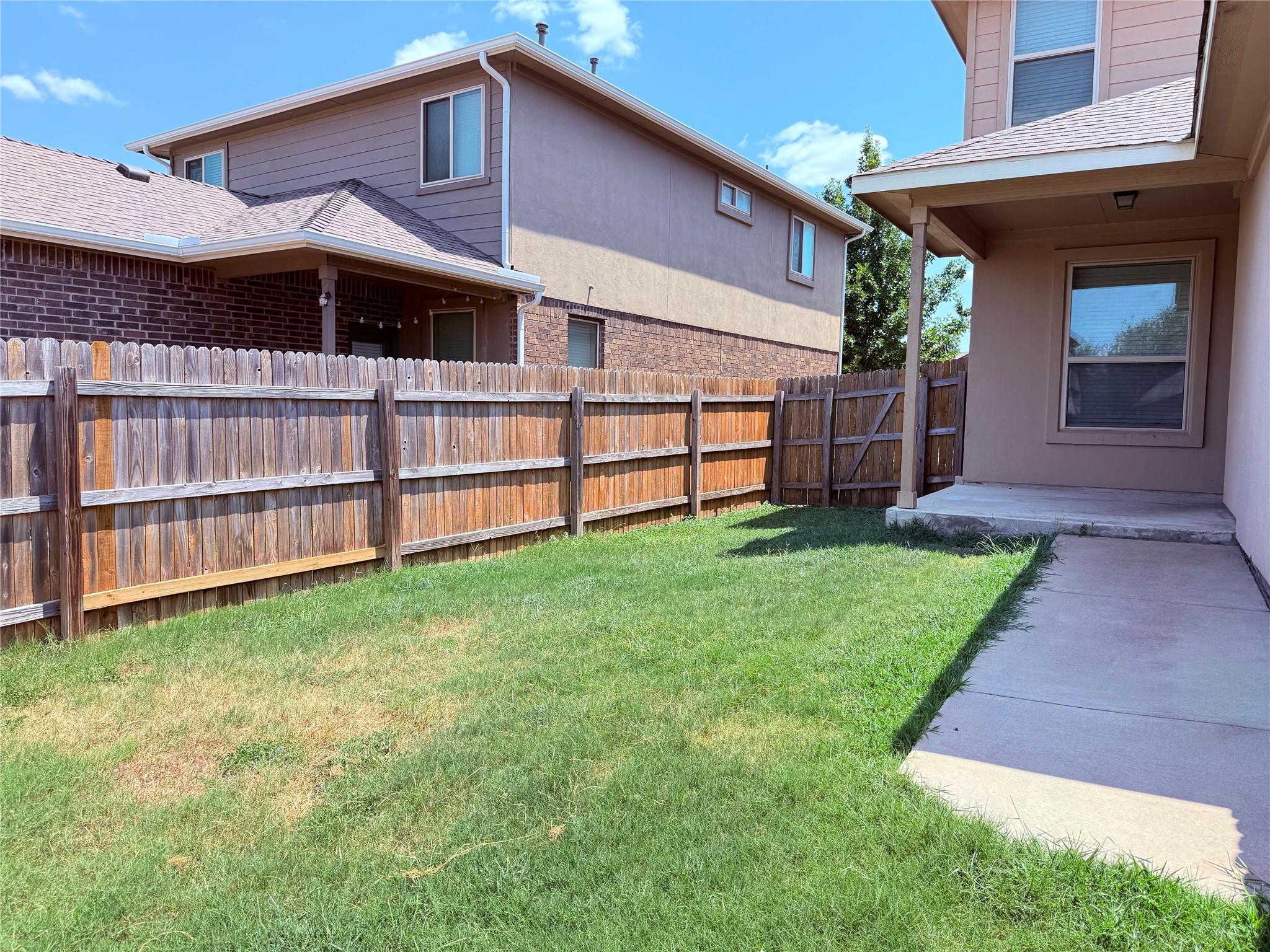 1421 Blake St, Leander, TX 78641