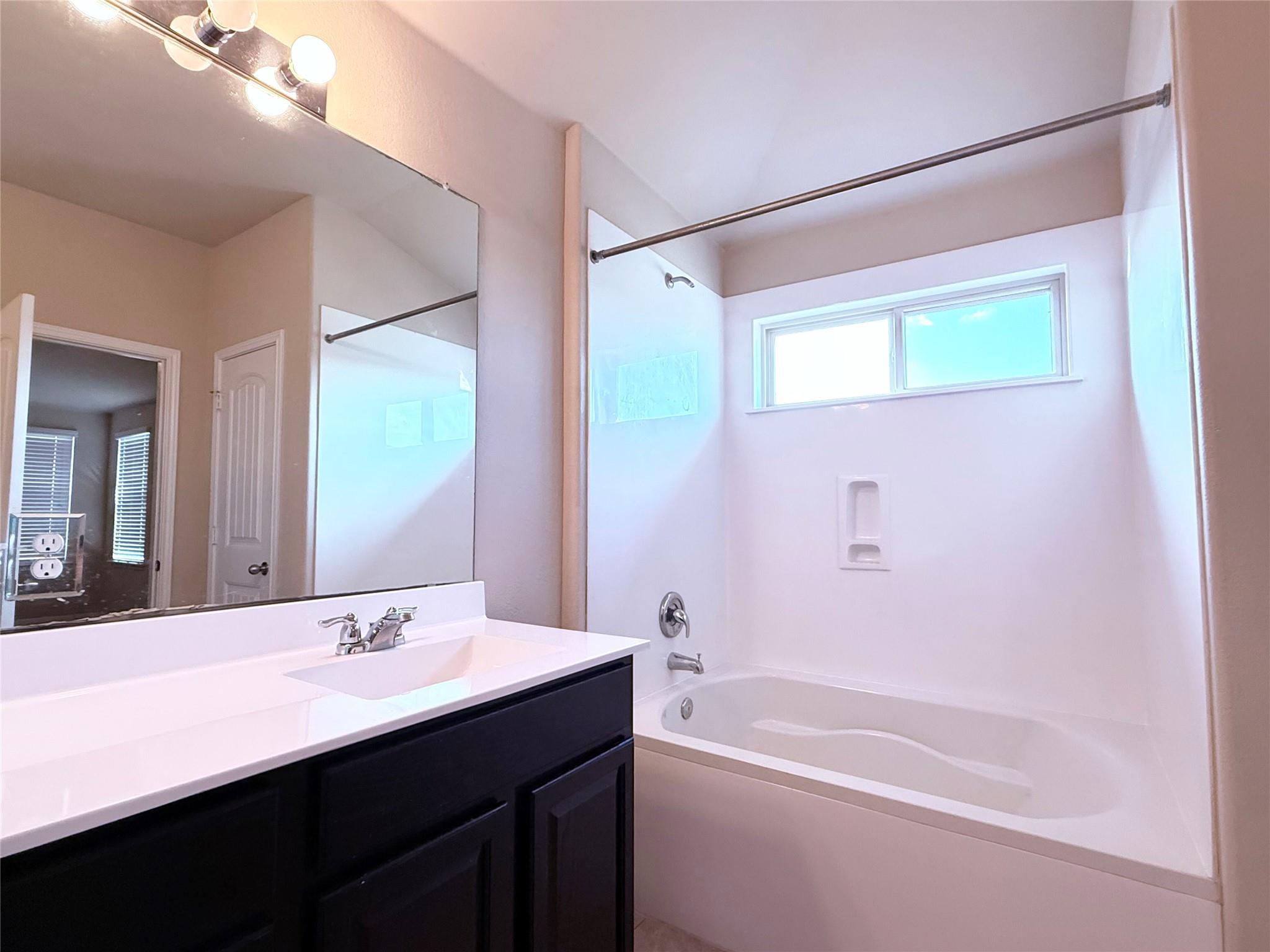 1421 Blake St, Leander, TX 78641