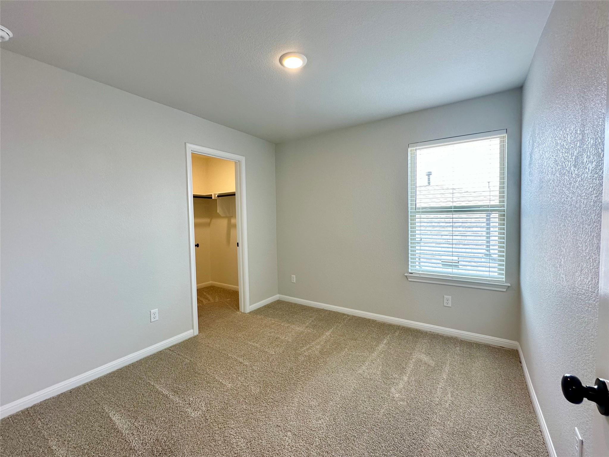 149 Gullivers Dr, Elgin, TX 78621