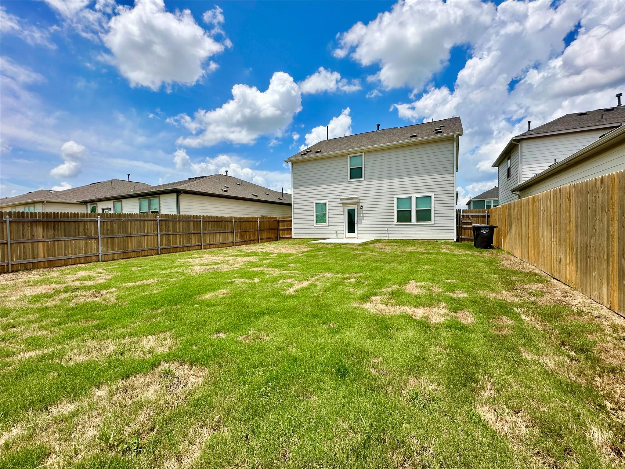 149 Gullivers Dr, Elgin, TX 78621