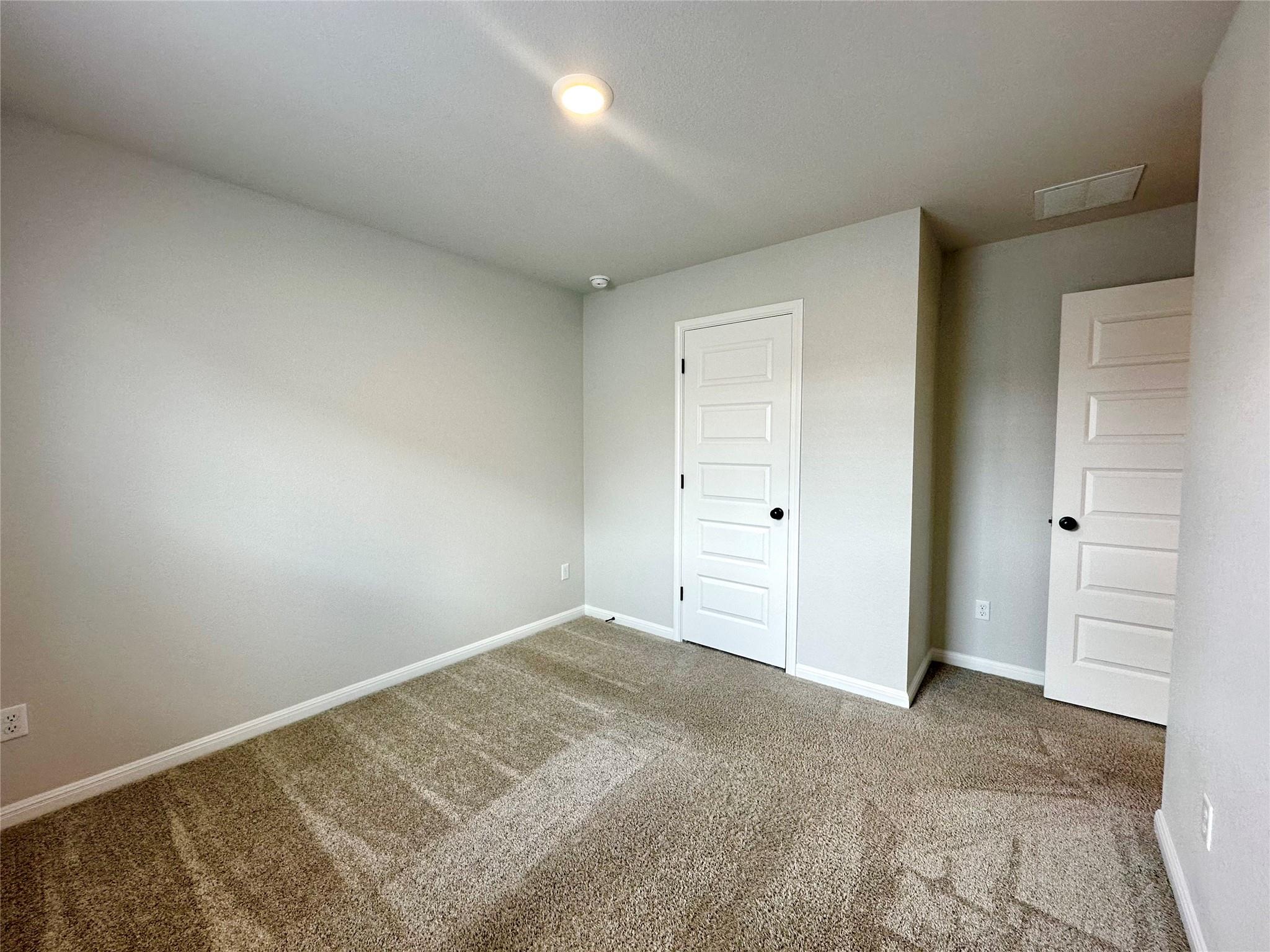 149 Gullivers Dr, Elgin, TX 78621