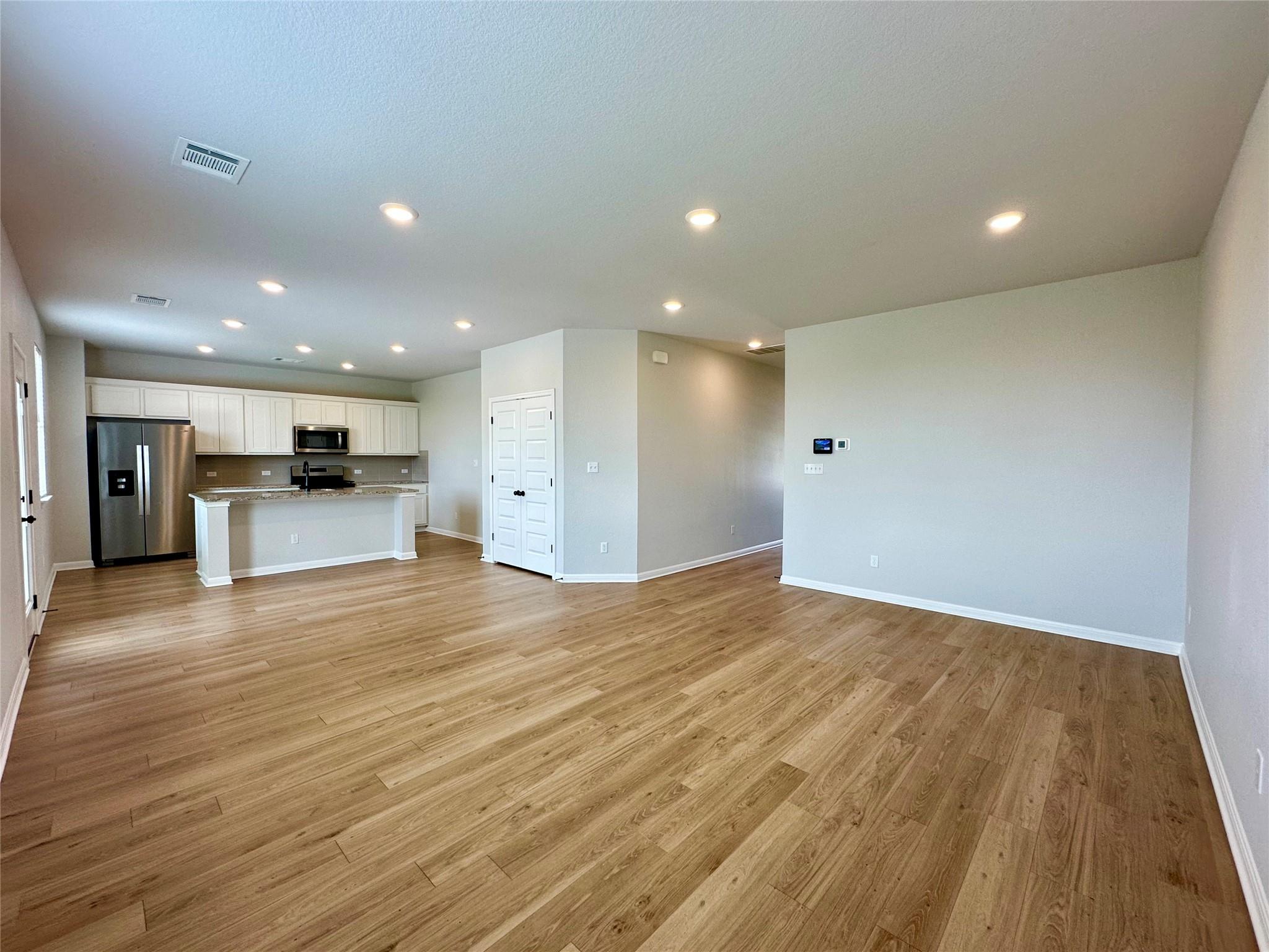 149 Gullivers Dr, Elgin, TX 78621
