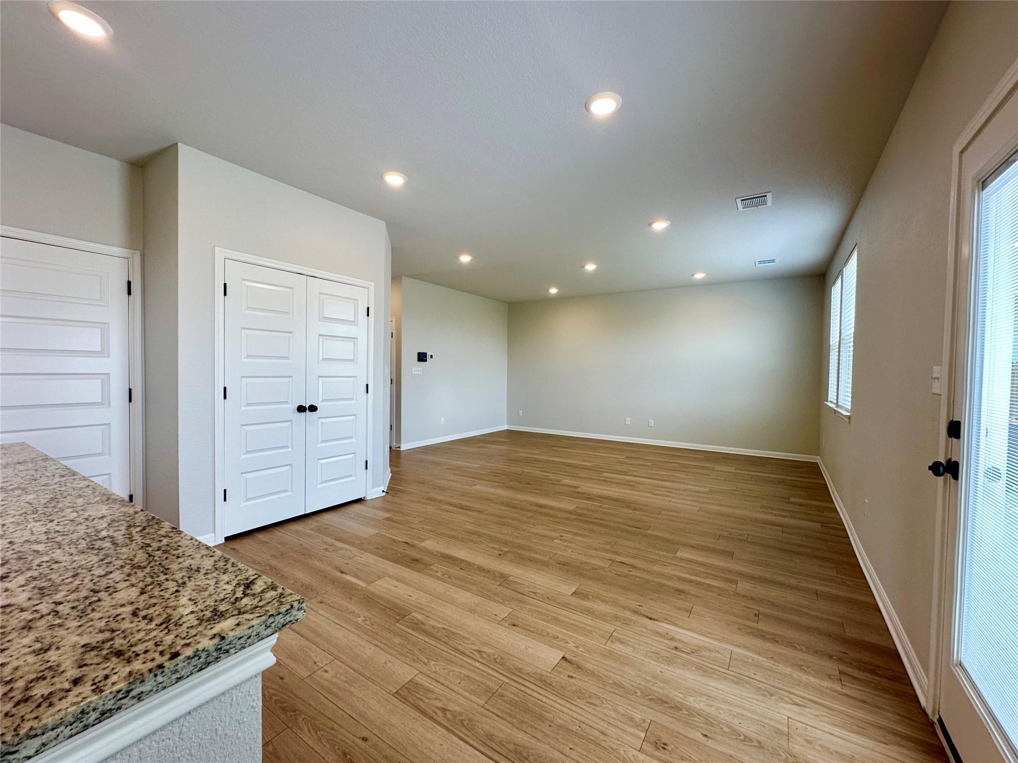 149 Gullivers Dr, Elgin, TX 78621