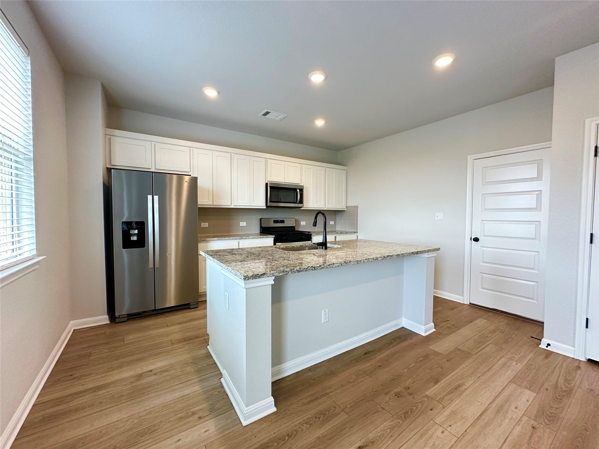 149 Gullivers Dr, Elgin, TX 78621
