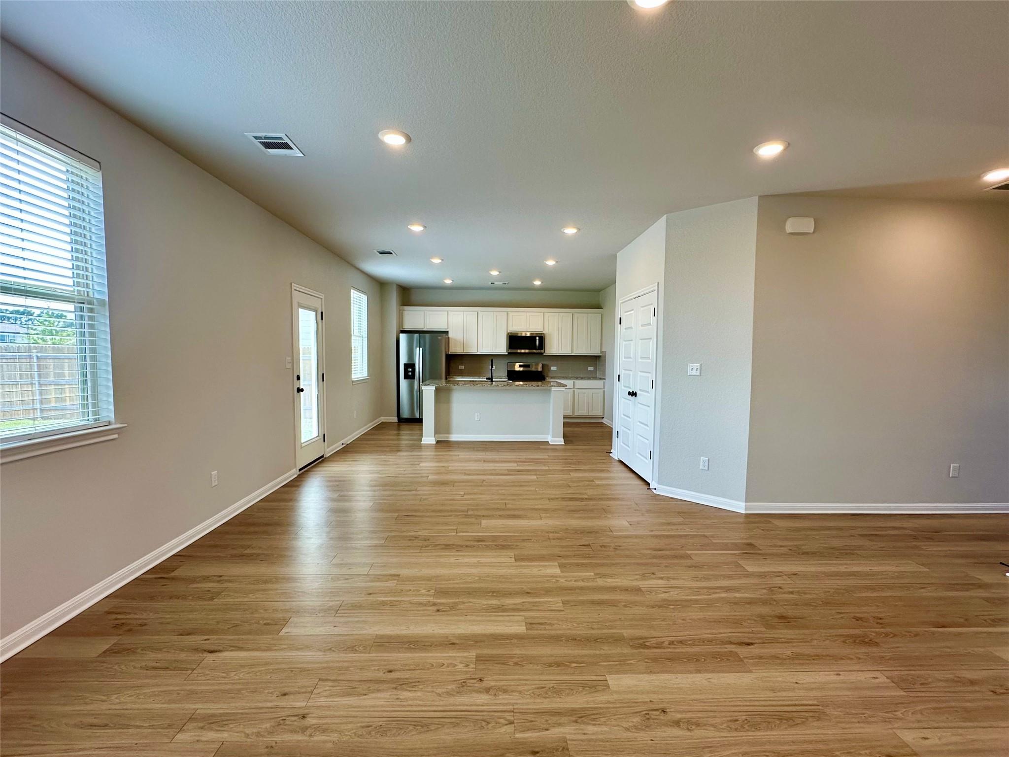 149 Gullivers Dr, Elgin, TX 78621