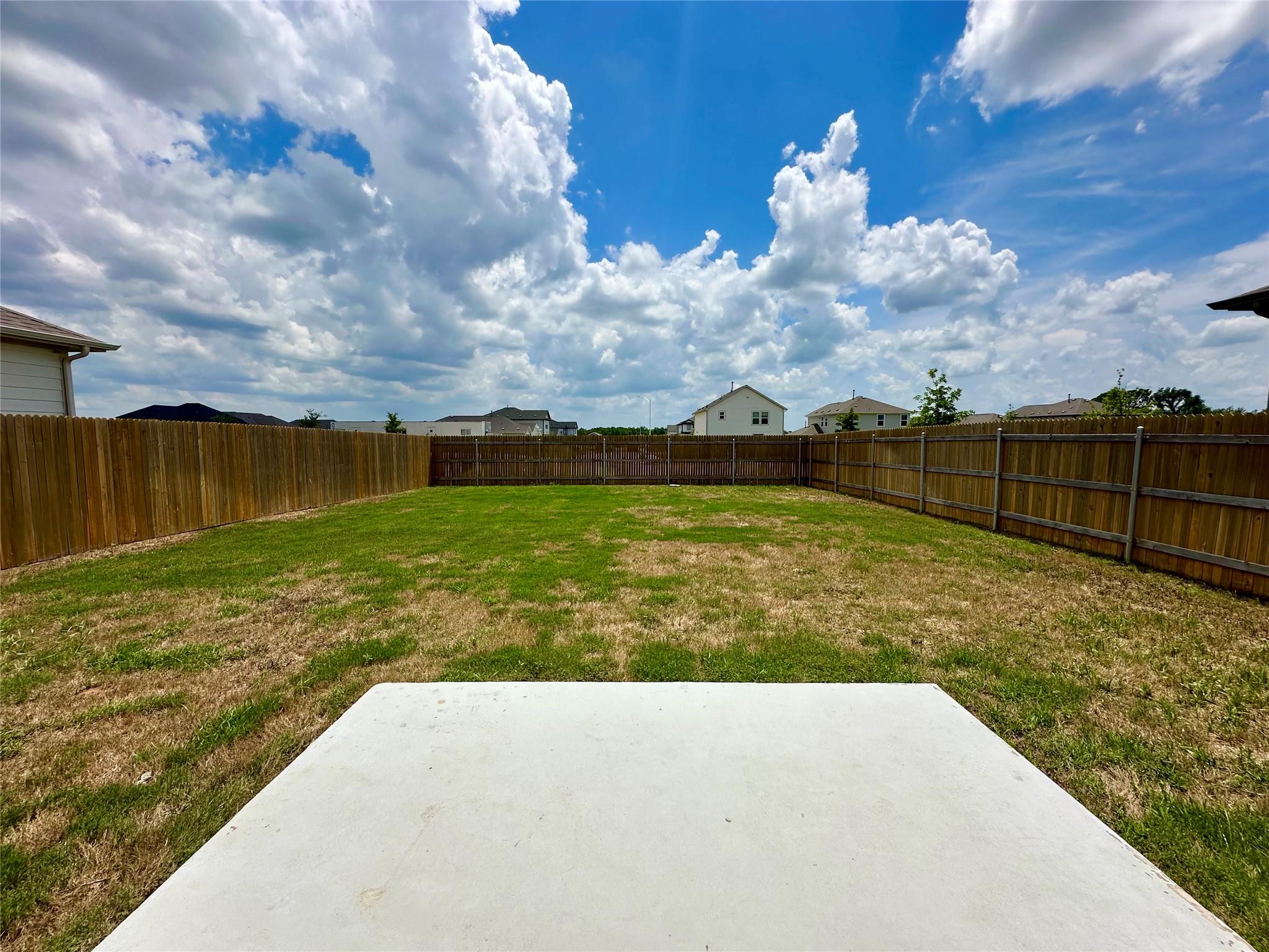 149 Gullivers Dr, Elgin, TX 78621