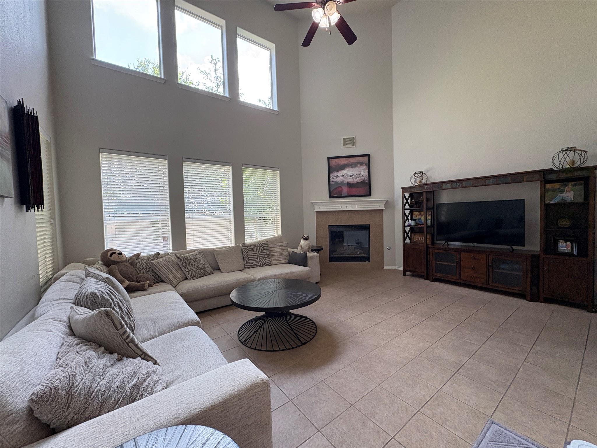 2133 Westfalian Trl, Austin, TX 78732