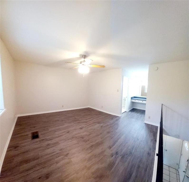 2800 Westhill Dr # 103, Austin, TX 78704