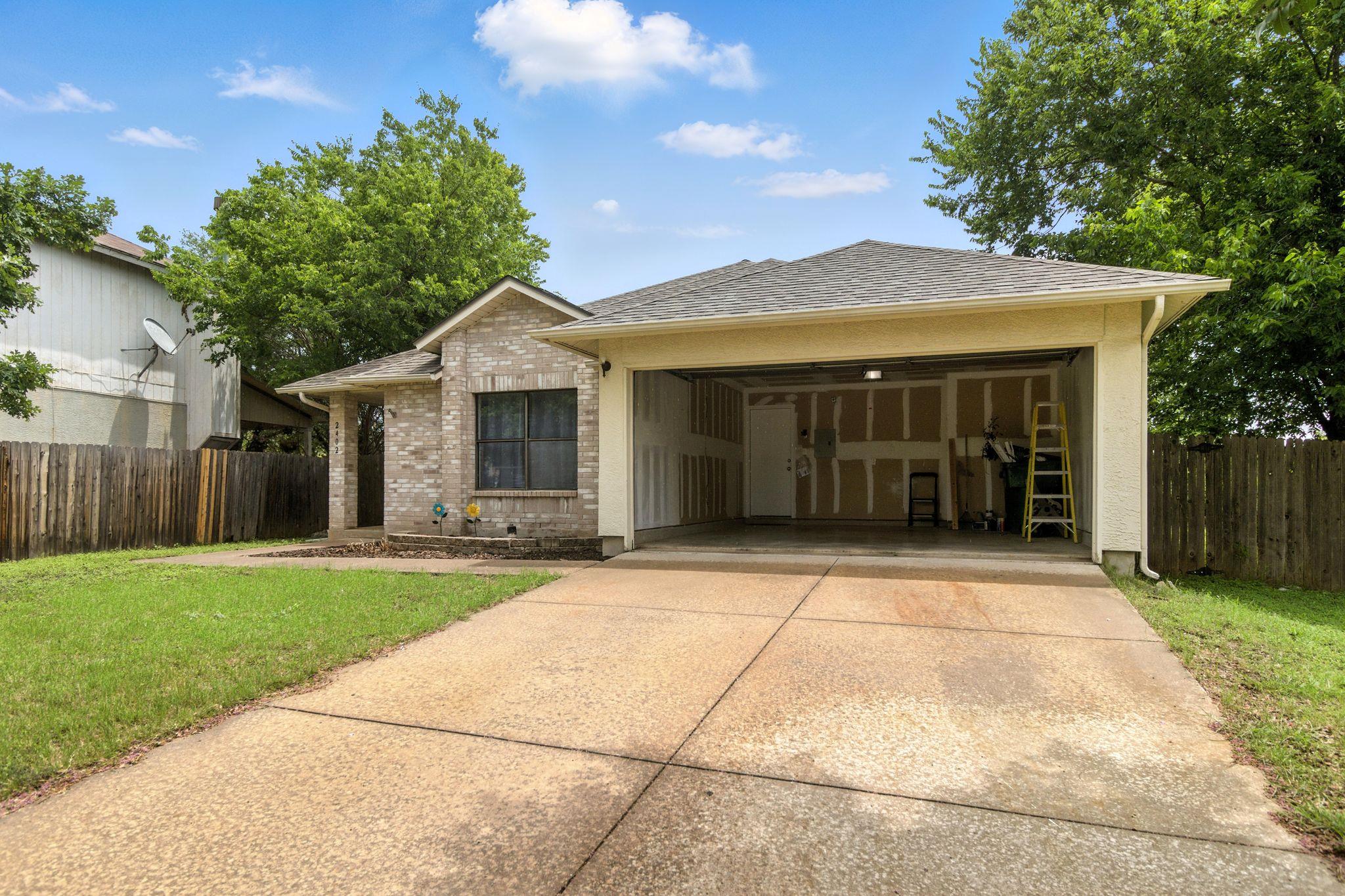 2402 Glen Field Dr, Cedar Park, TX 78613