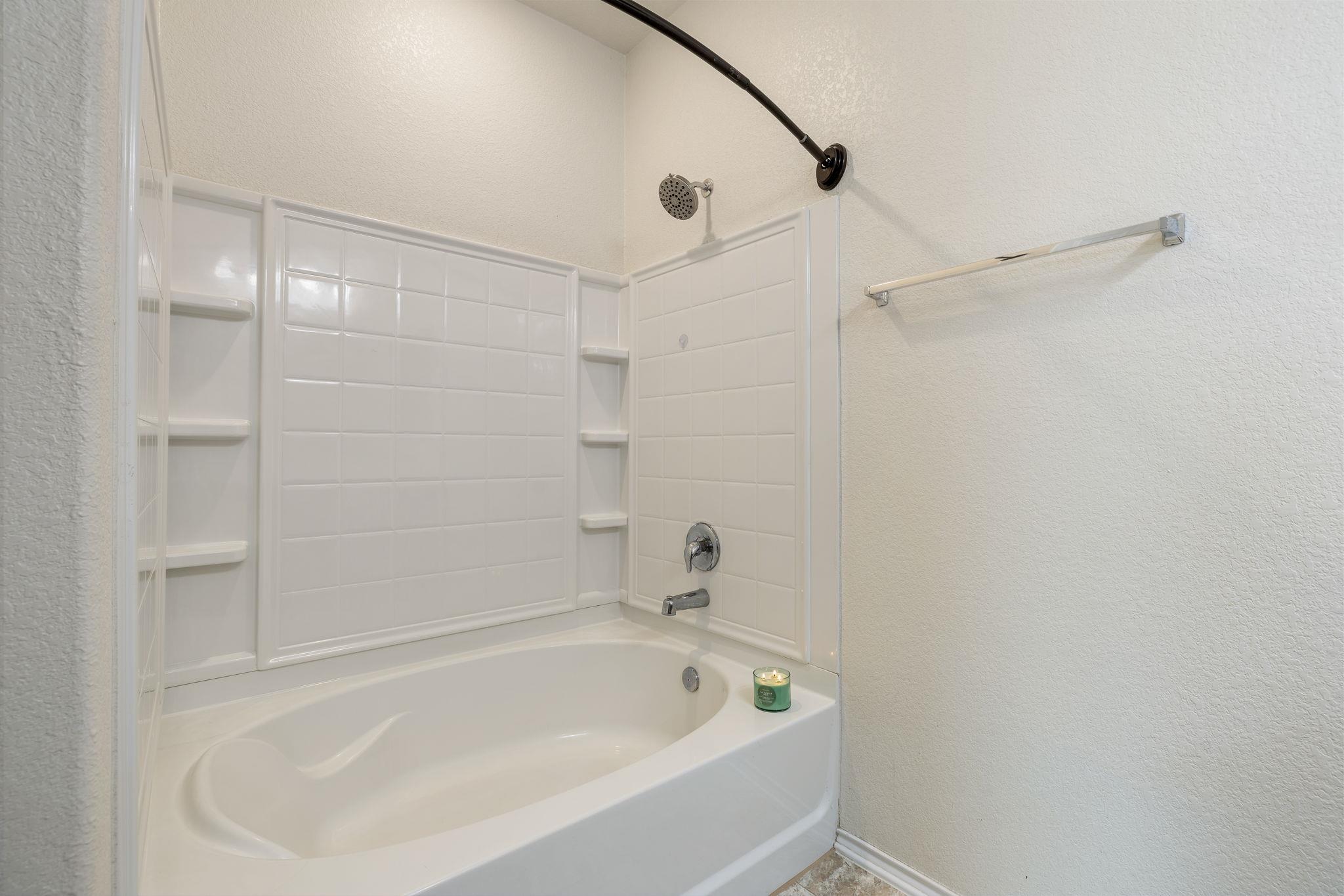 6285 Mantalcino Dr, Round Rock, TX 78665