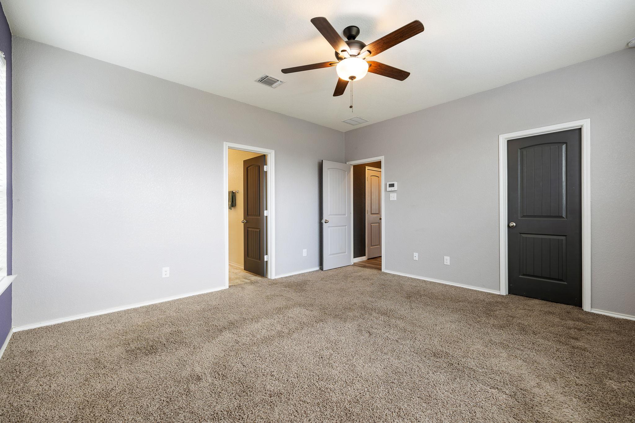 6285 Mantalcino Dr, Round Rock, TX 78665