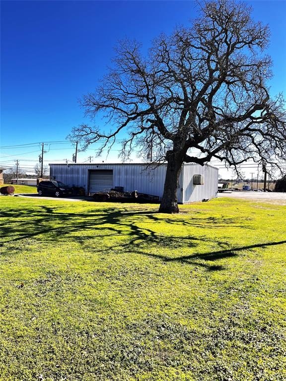 1608 W Cameron Ave, Rockdale, TX 76567