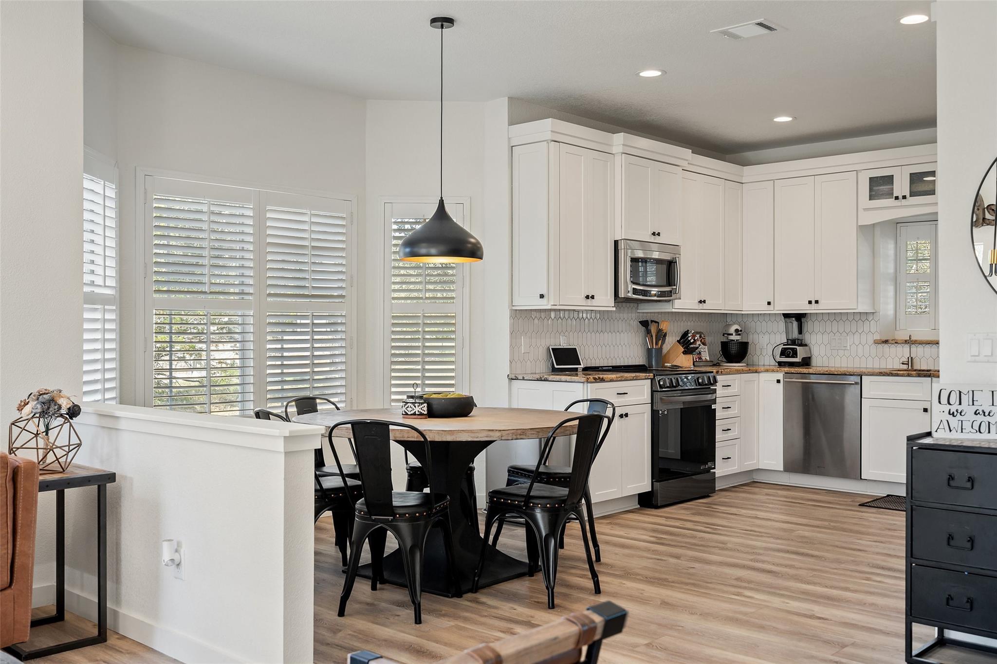 310 Saddle Blanket Dr, Dripping Springs, TX 78620