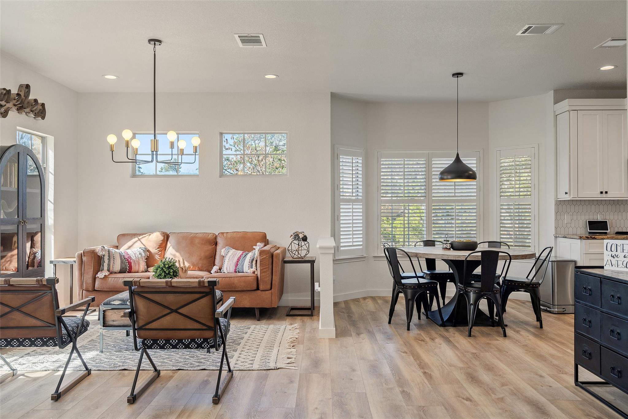 310 Saddle Blanket Dr, Dripping Springs, TX 78620