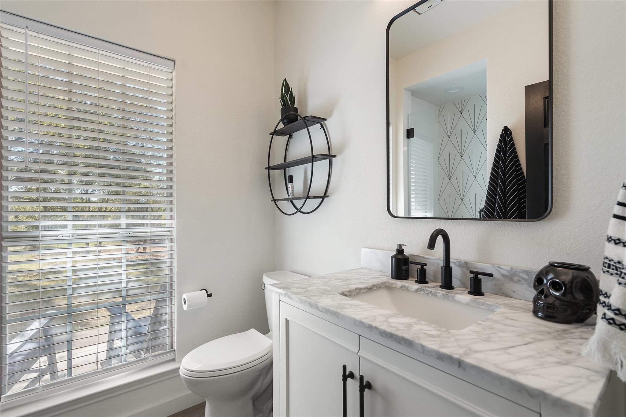 310 Saddle Blanket Dr, Dripping Springs, TX 78620