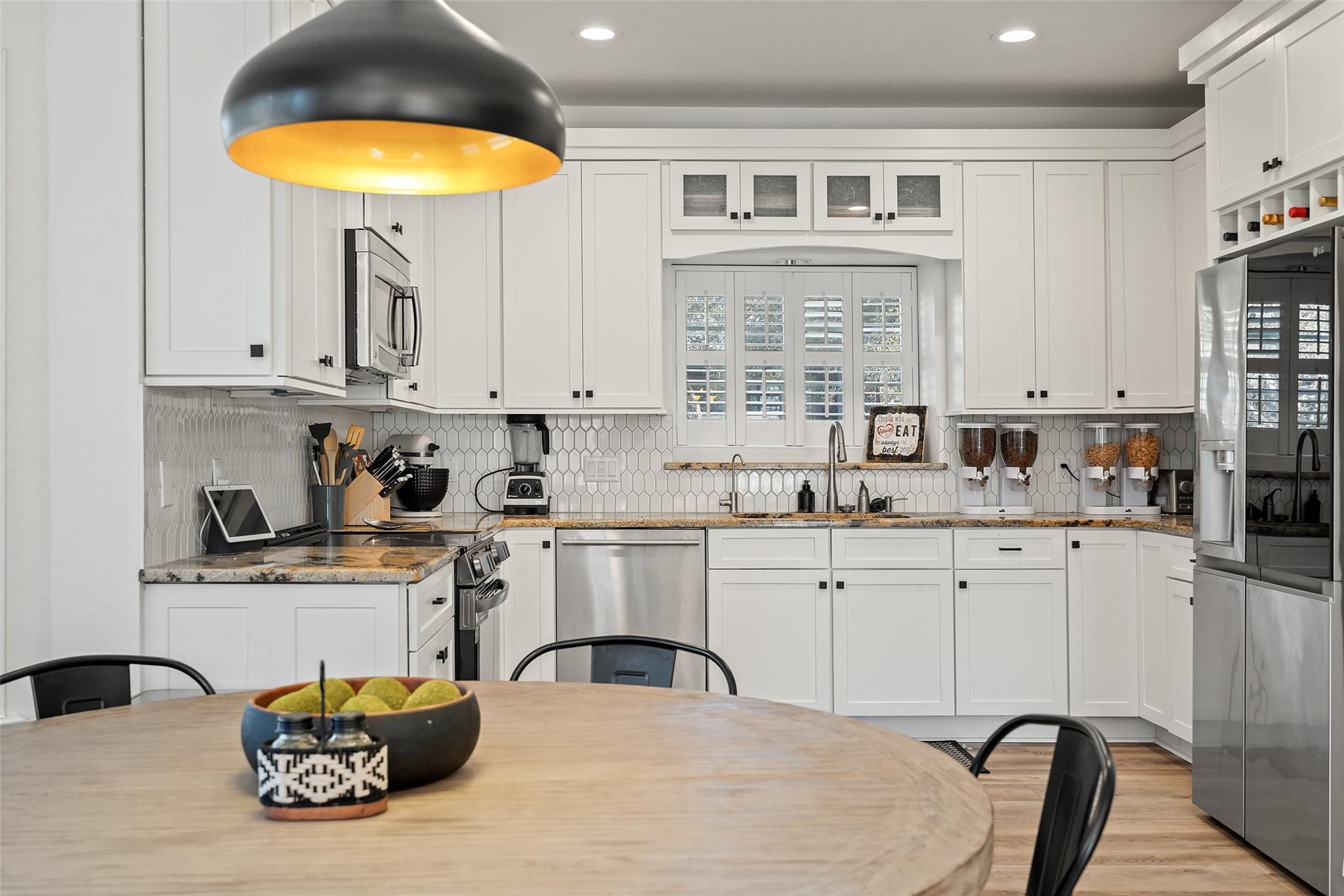 310 Saddle Blanket Dr, Dripping Springs, TX 78620