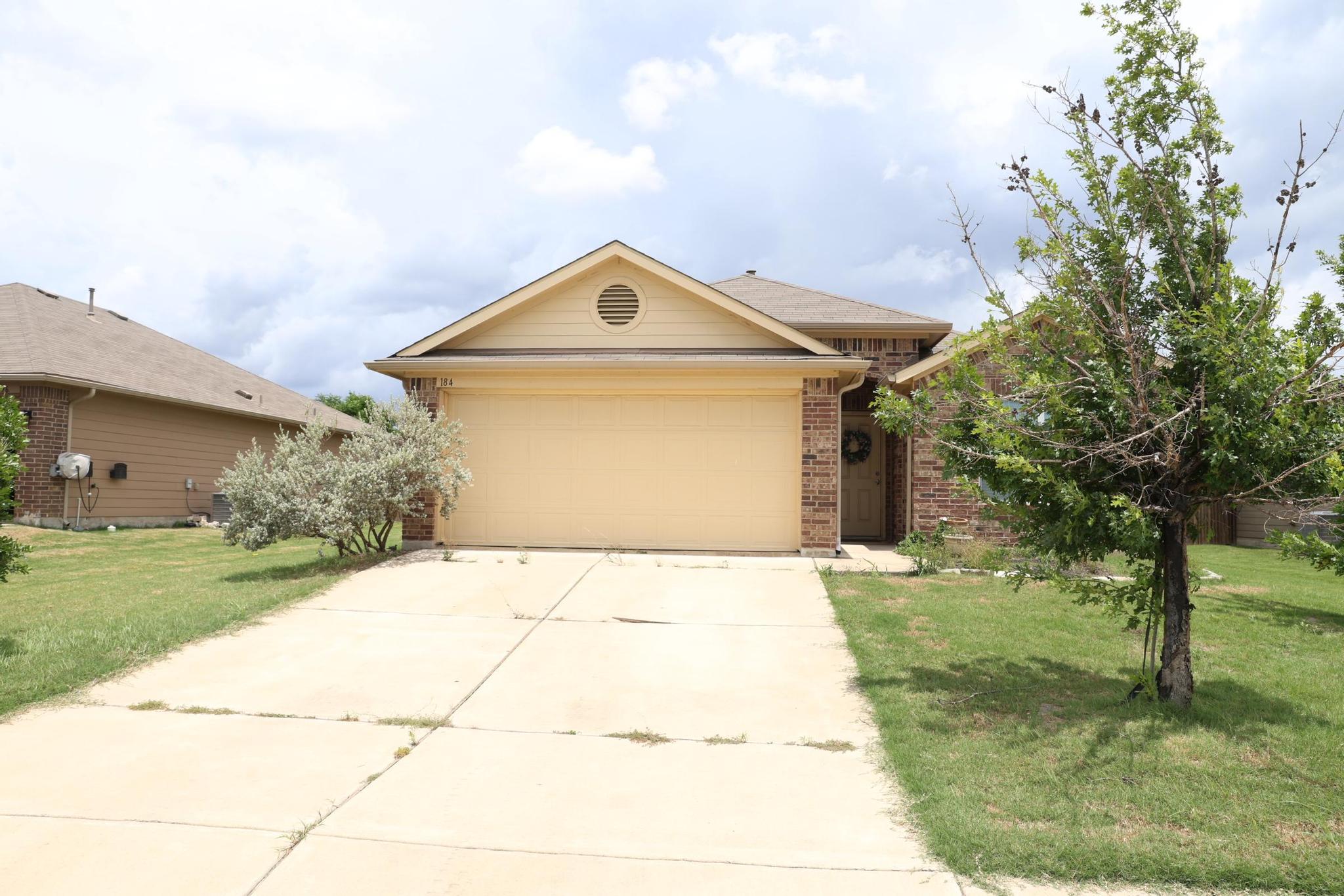 184 Voss St, Kyle, TX 78640