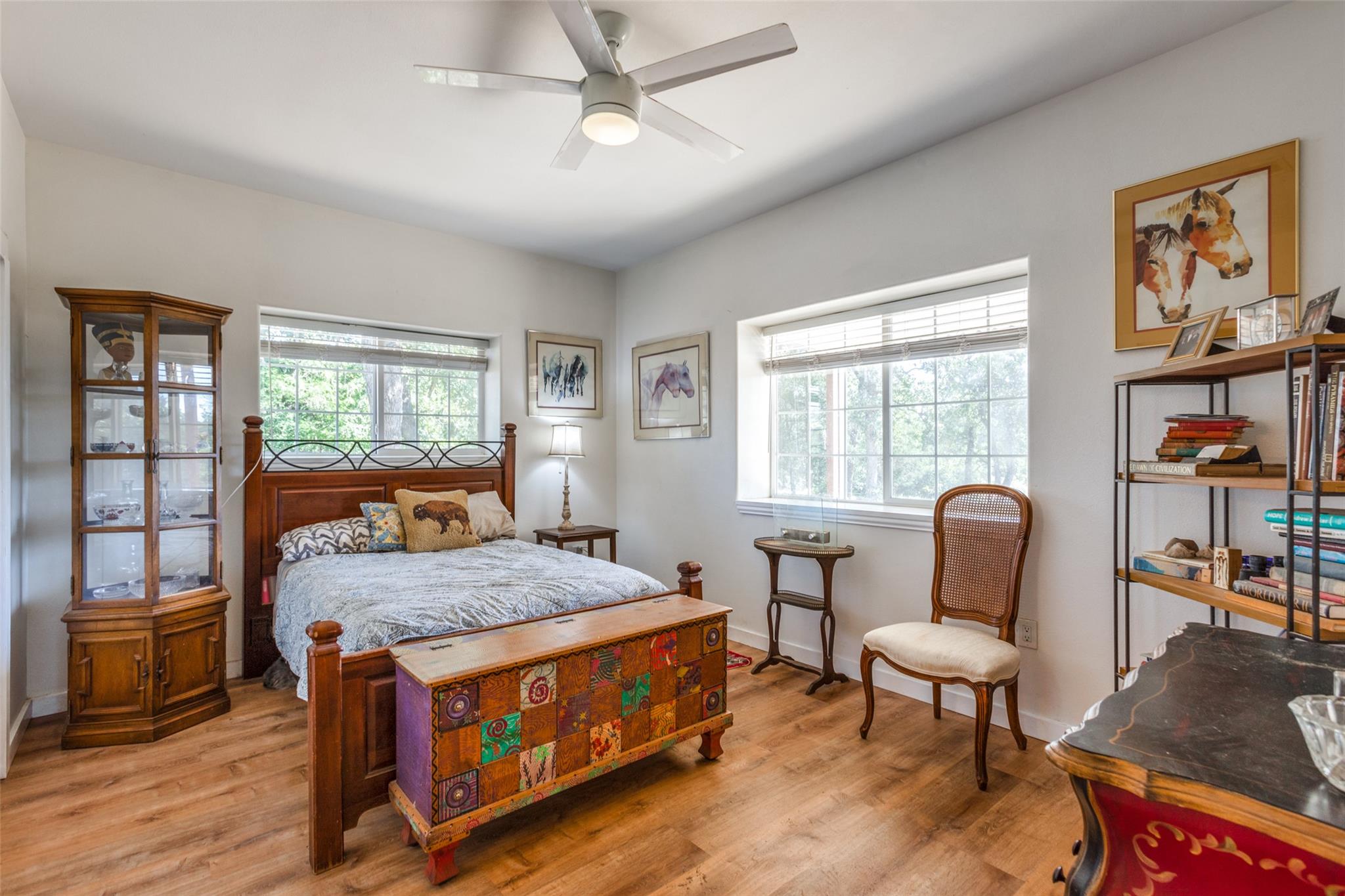 157 Cricket Hollow Ln, Smithville, TX 78957