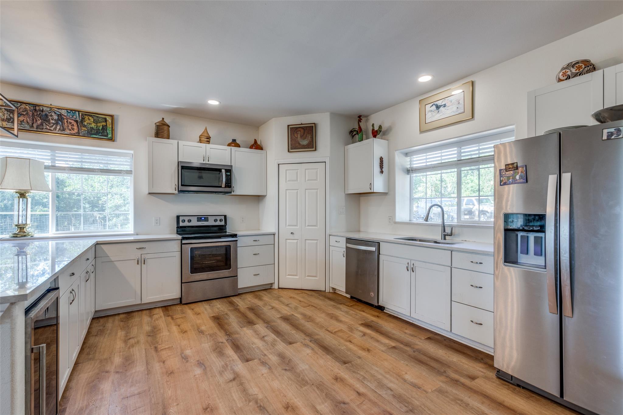 157 Cricket Hollow Ln, Smithville, TX 78957