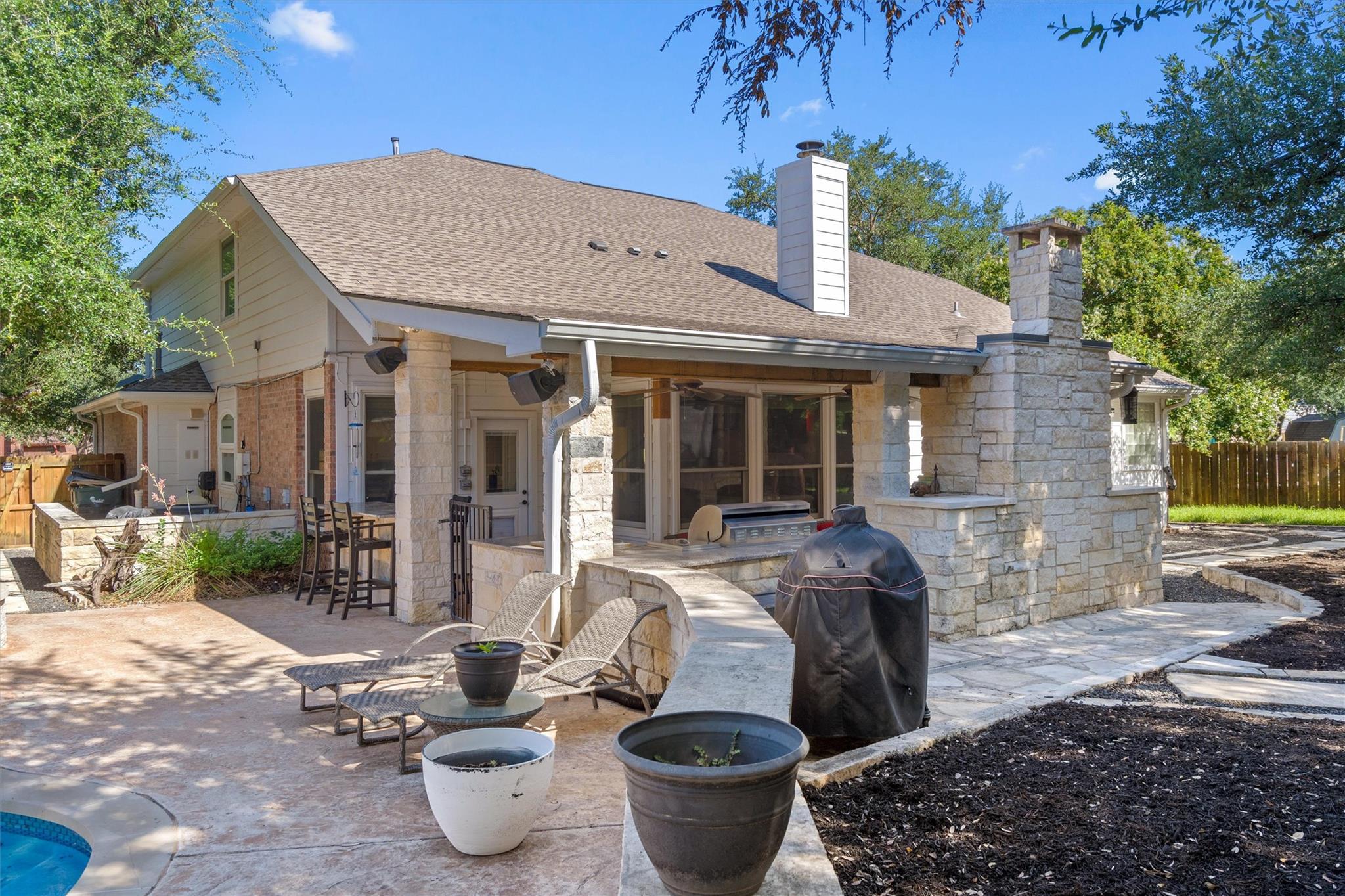 16001 Mickey Dr, Austin, TX 78717