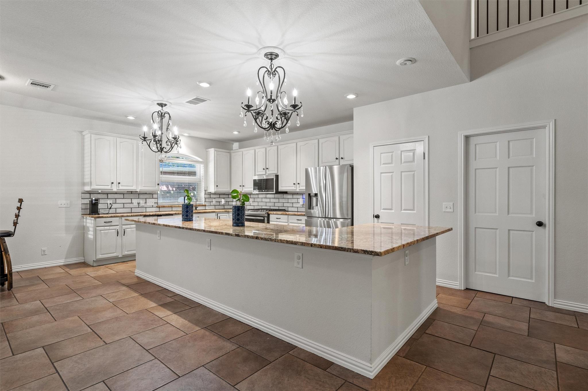 16001 Mickey Dr, Austin, TX 78717
