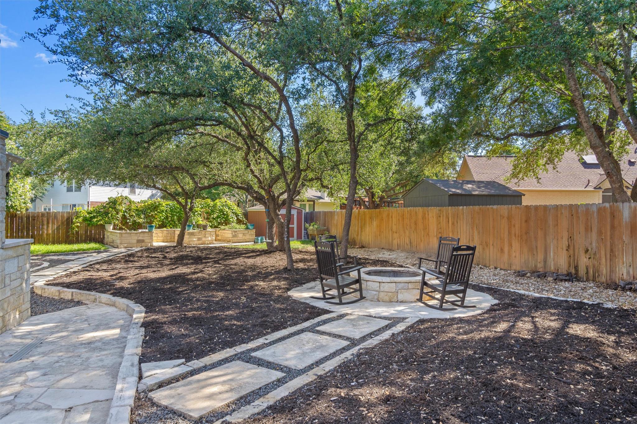 16001 Mickey Dr, Austin, TX 78717