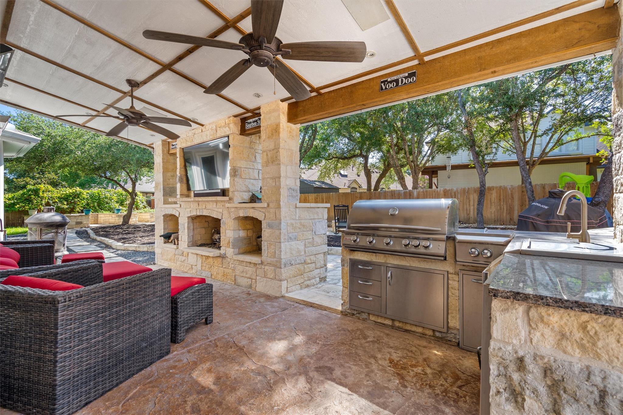 16001 Mickey Dr, Austin, TX 78717
