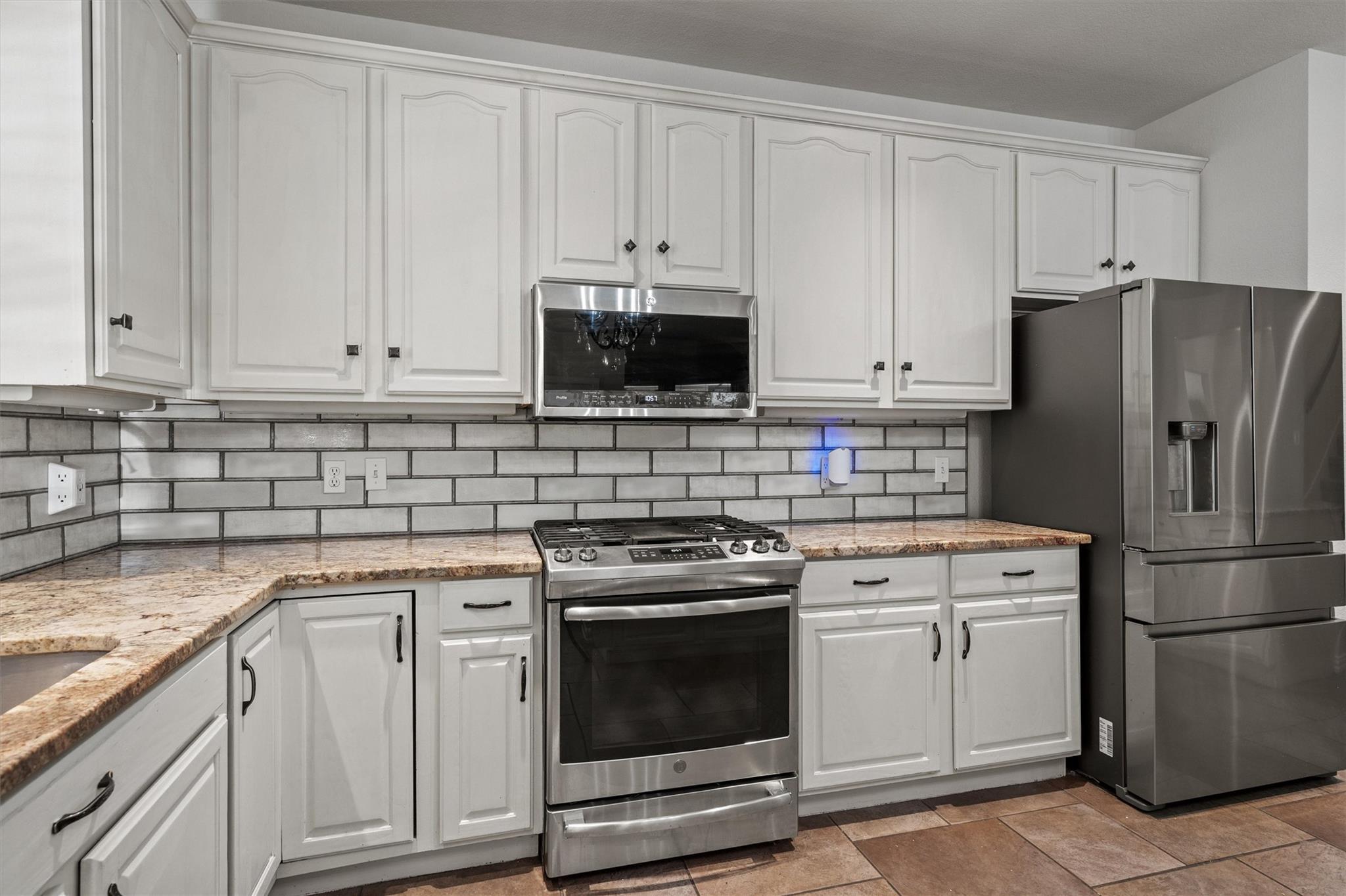 16001 Mickey Dr, Austin, TX 78717