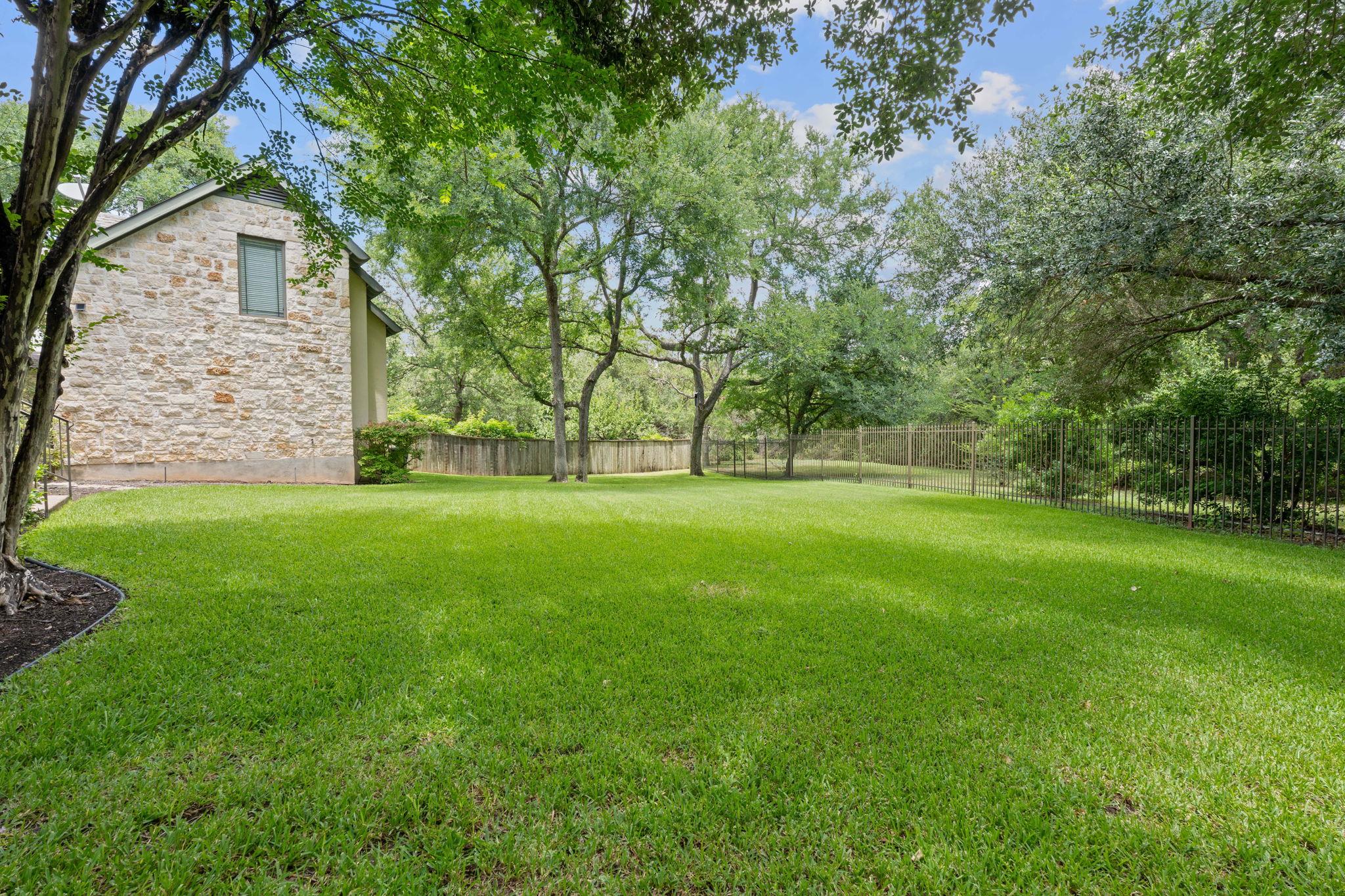 6636 Dogwood Creek Dr, Austin, TX 78746