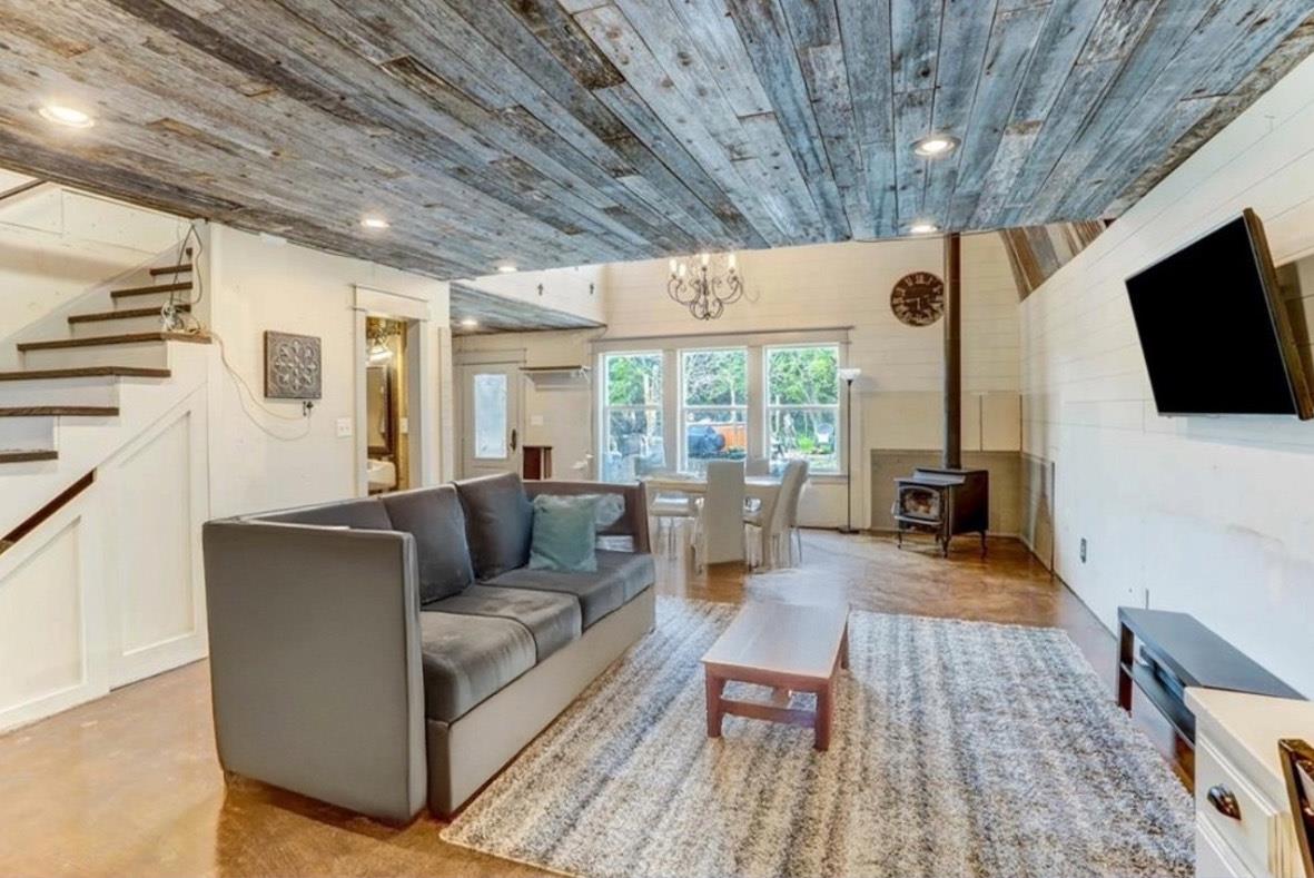 301 County Road 278, Liberty Hill, TX 78642