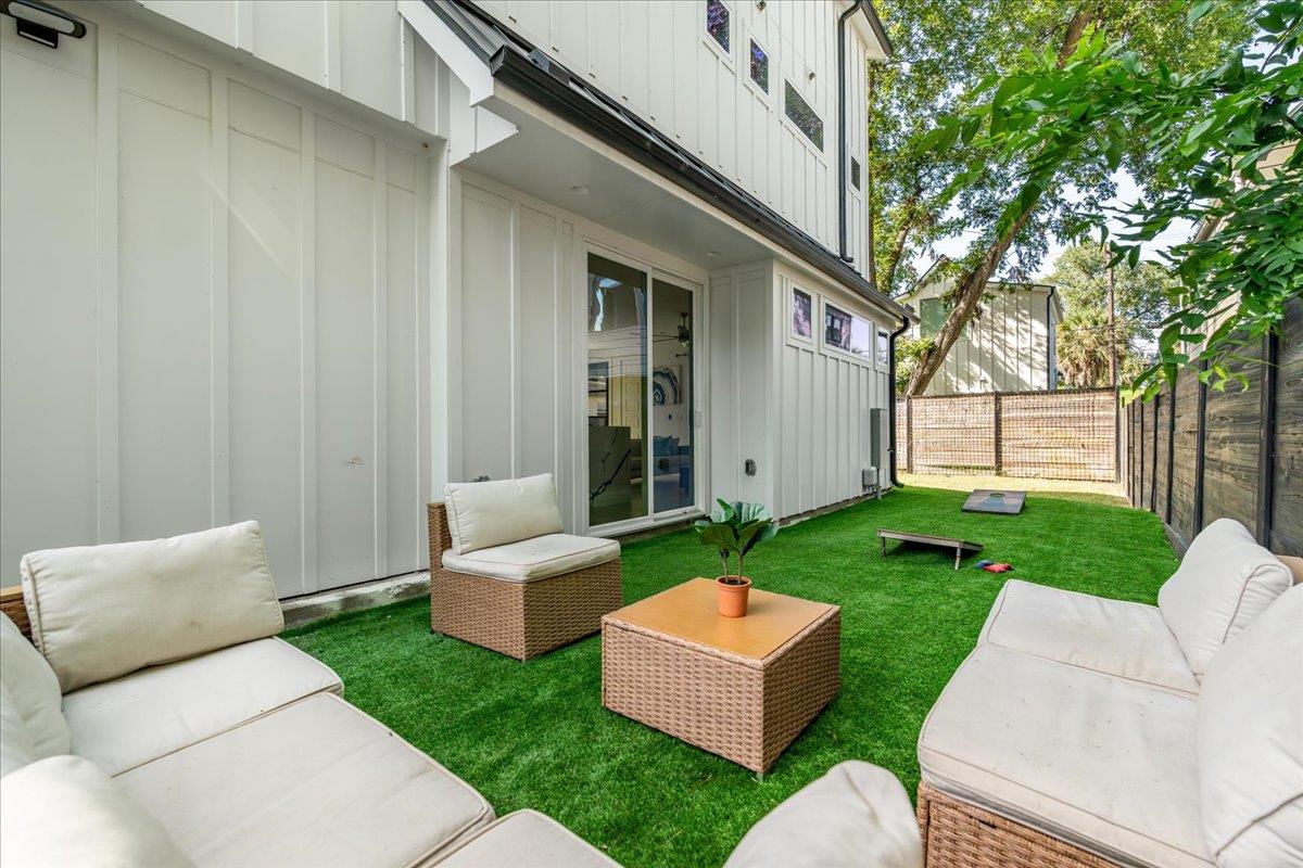 2902 Gonzales St # 2, Austin, TX 78702