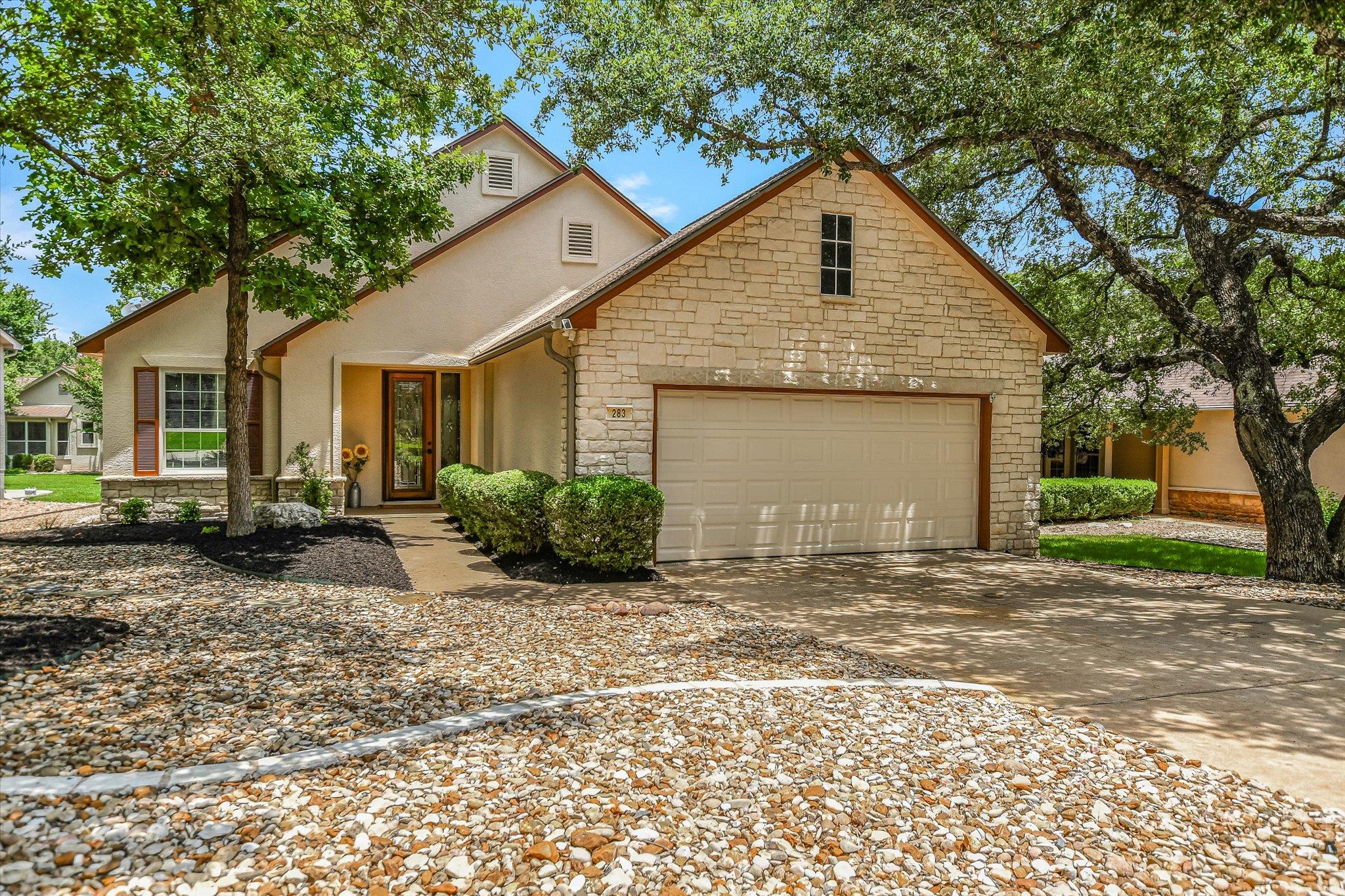 283 Whispering Wind Dr, Georgetown, TX 78633