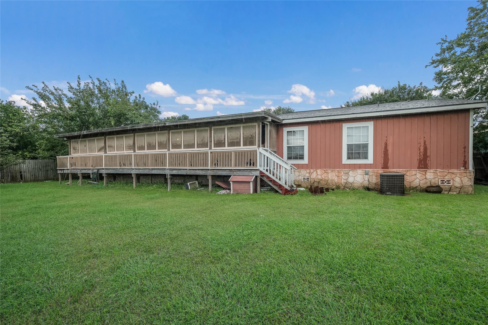 590 Gateway Cir, New Braunfels, TX 78130