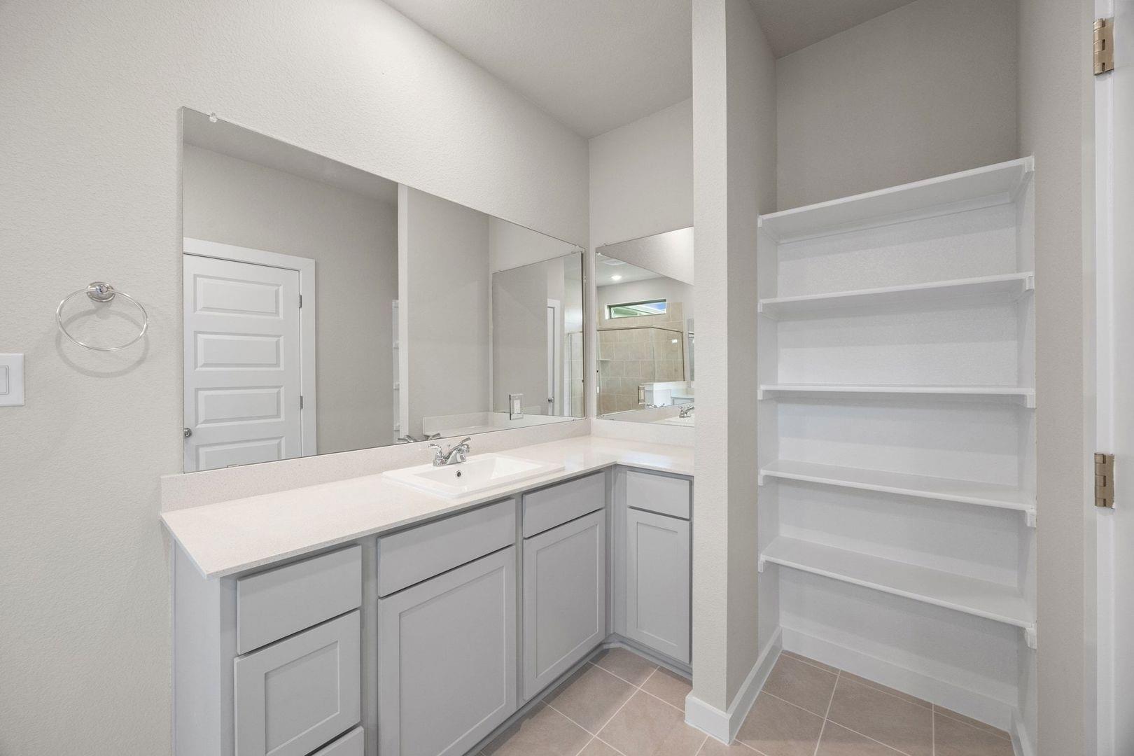 100 Divisadero Dr, Hutto, TX 78634