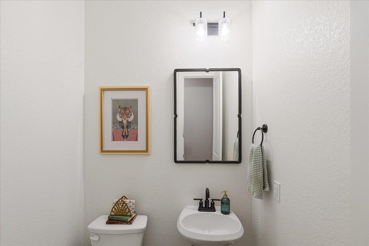120 Shady Spring Trl, Georgetown, TX 78628