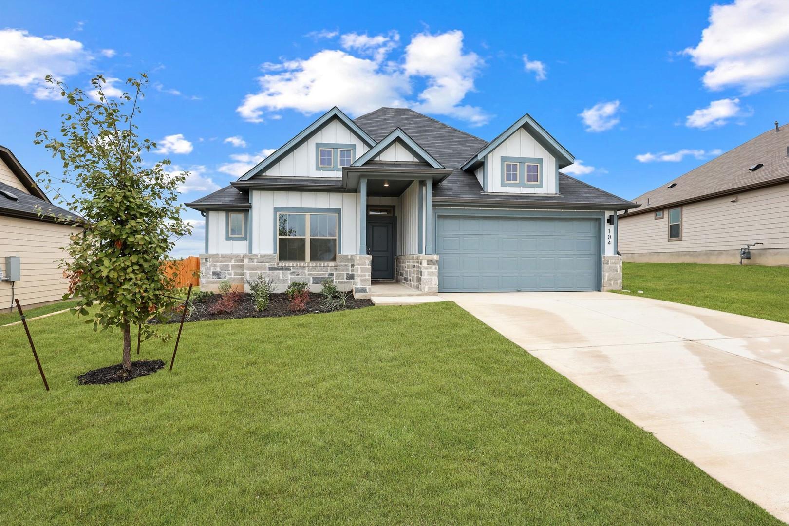 104 Divisadero Dr, Hutto, TX 78634