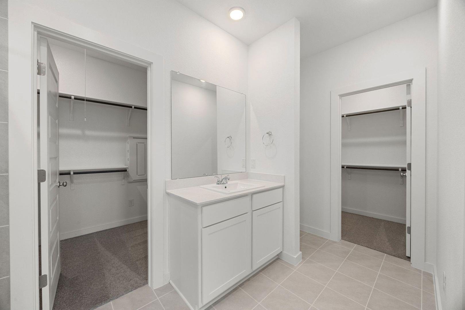 104 Divisadero Dr, Hutto, TX 78634