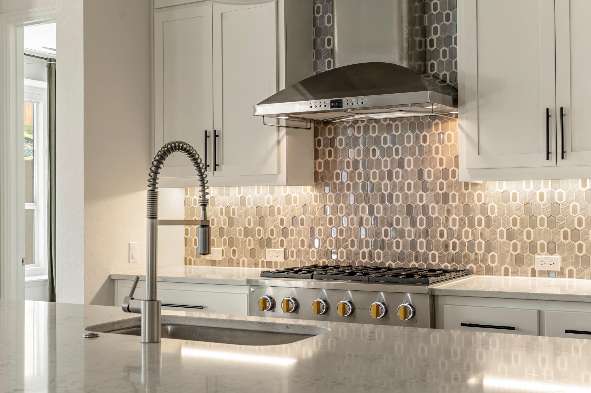 19100 Zavala Cv, Austin, TX 78738