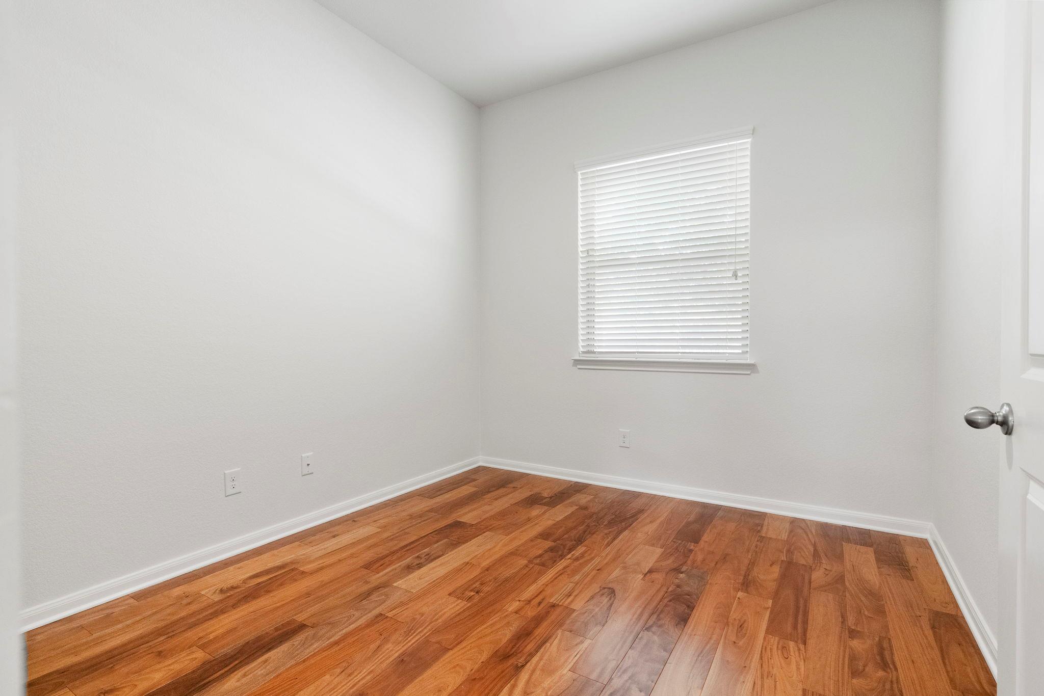 1336 Sanders, Kyle, TX 78640
