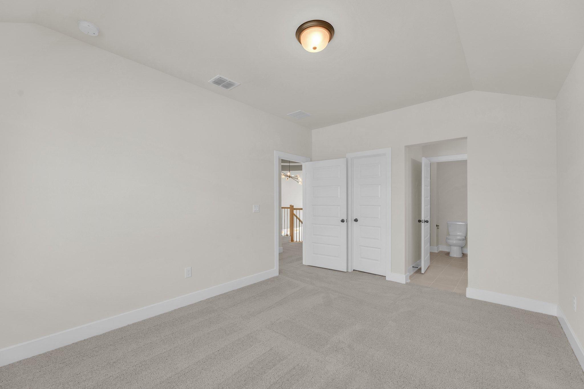 916 Rock Daisy Trl, Hutto, TX 78634