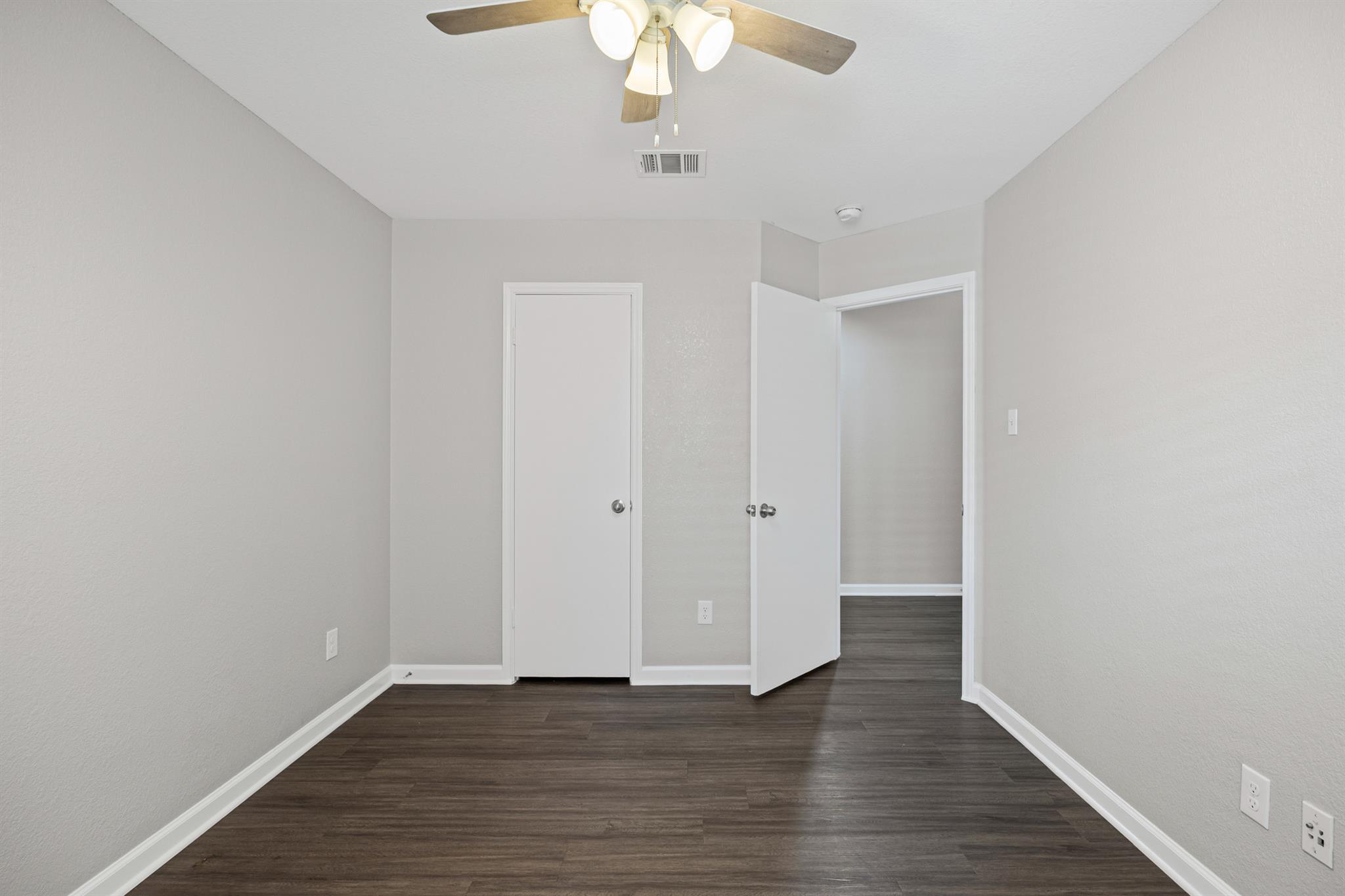 2302 Loquat Ln, Round Rock, TX 78664