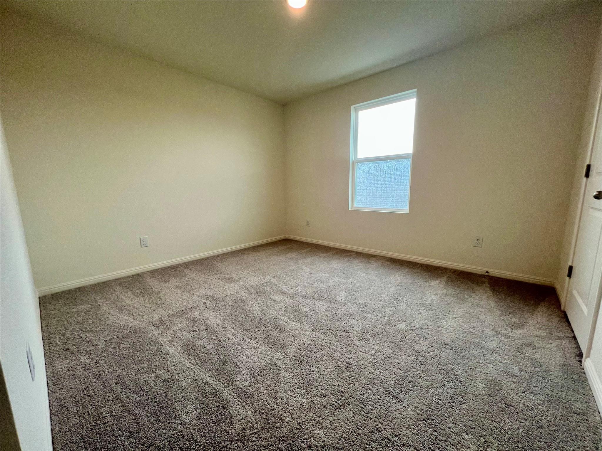 509 Lagoon Dr, Maxwell, TX 78656