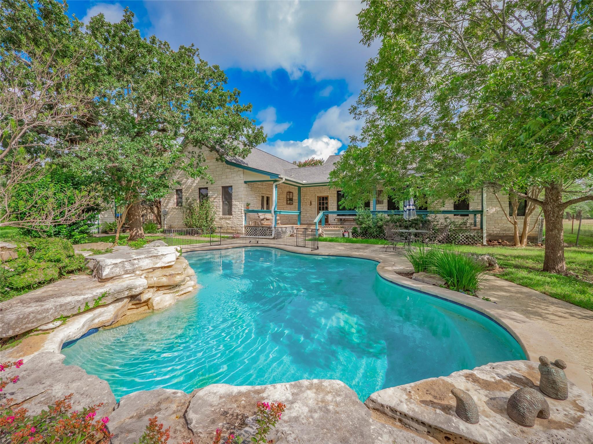 13503 & 13511 Carpenter Ln, Manchaca, TX 78652