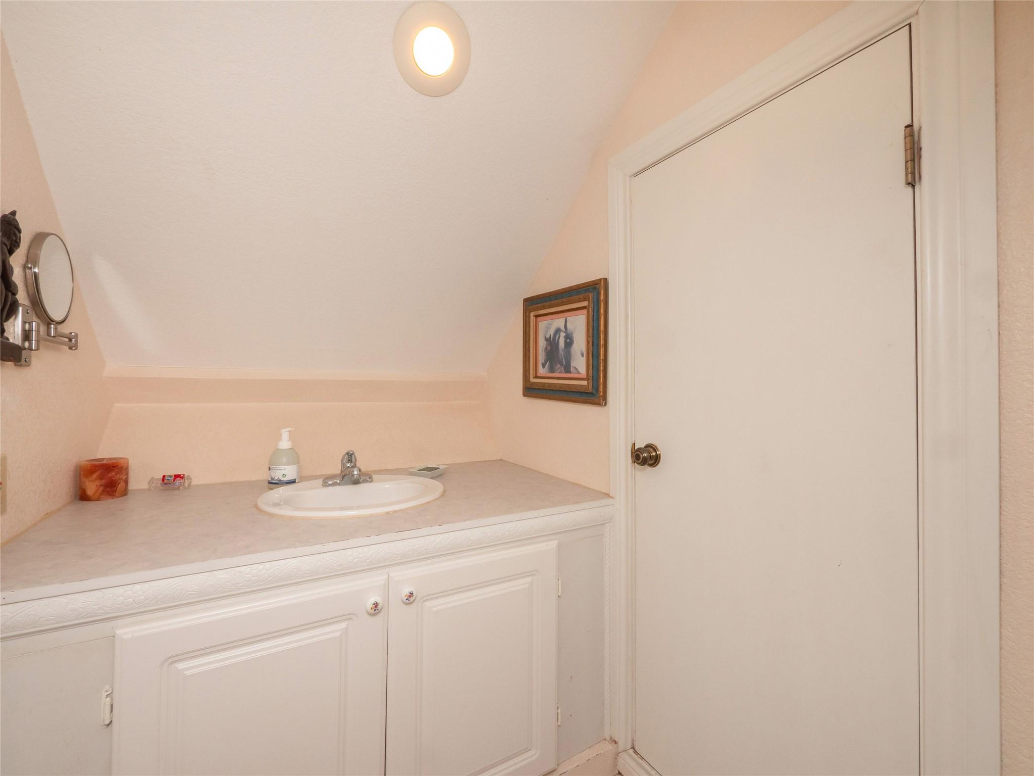 13503 & 13511 Carpenter Ln, Manchaca, TX 78652