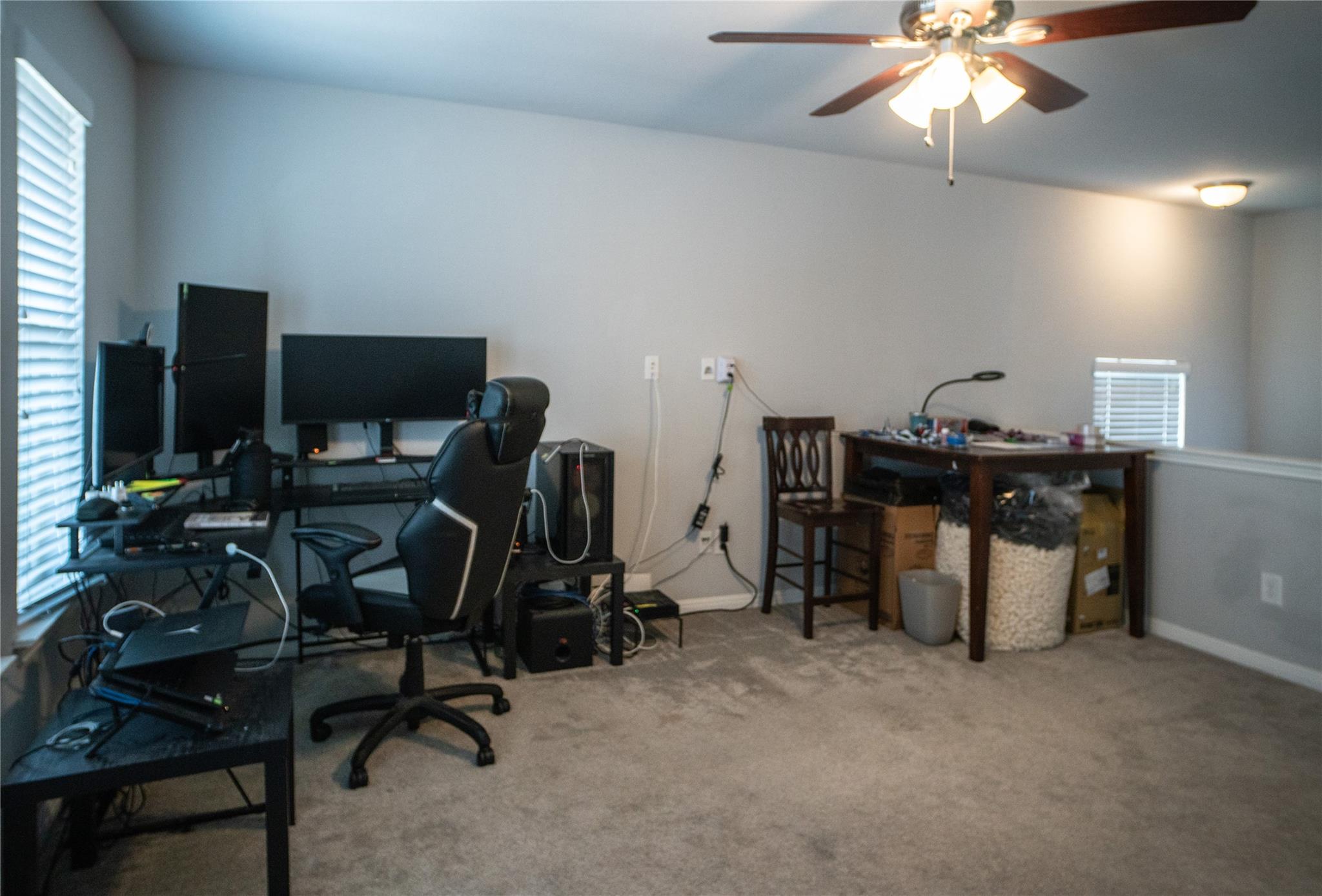 160 Shearwater Ln, Leander, TX 78641