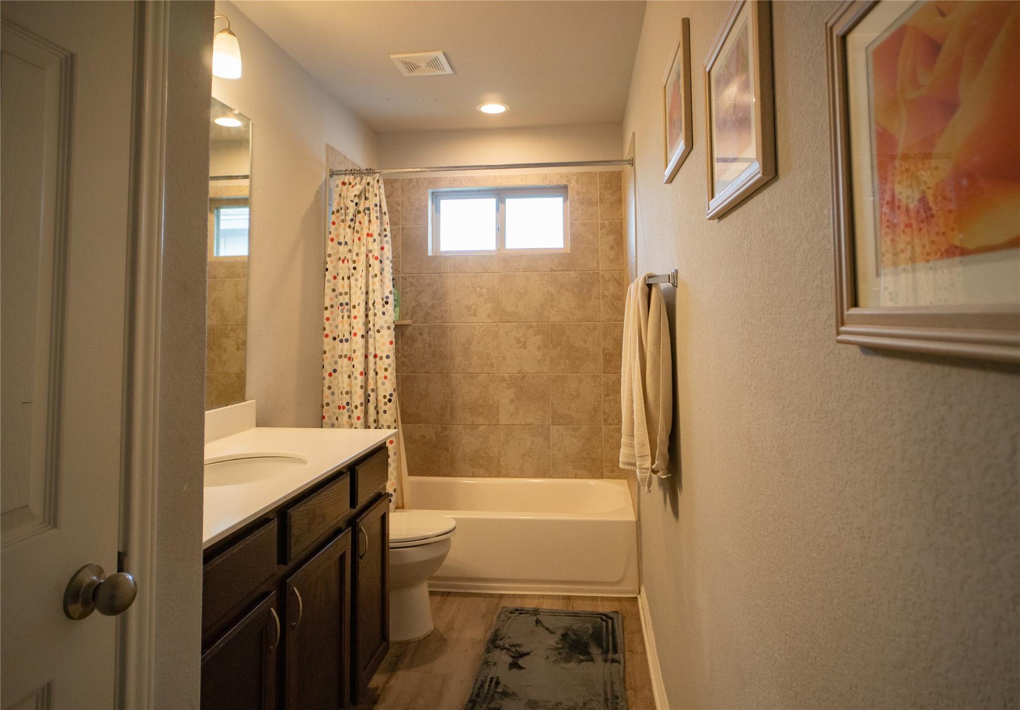 160 Shearwater Ln, Leander, TX 78641